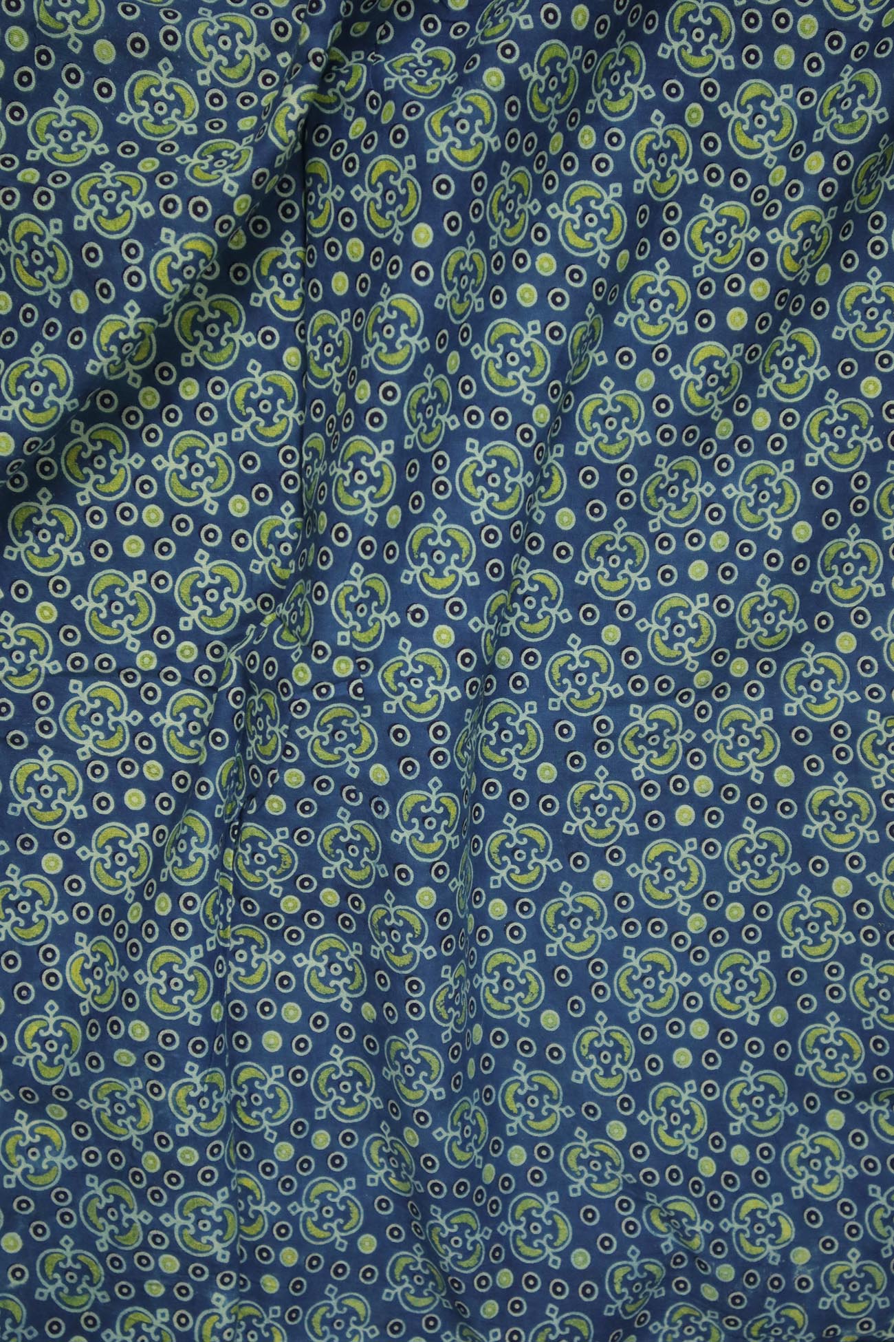 blue-flower-ajrakh-fabric-af000211-b