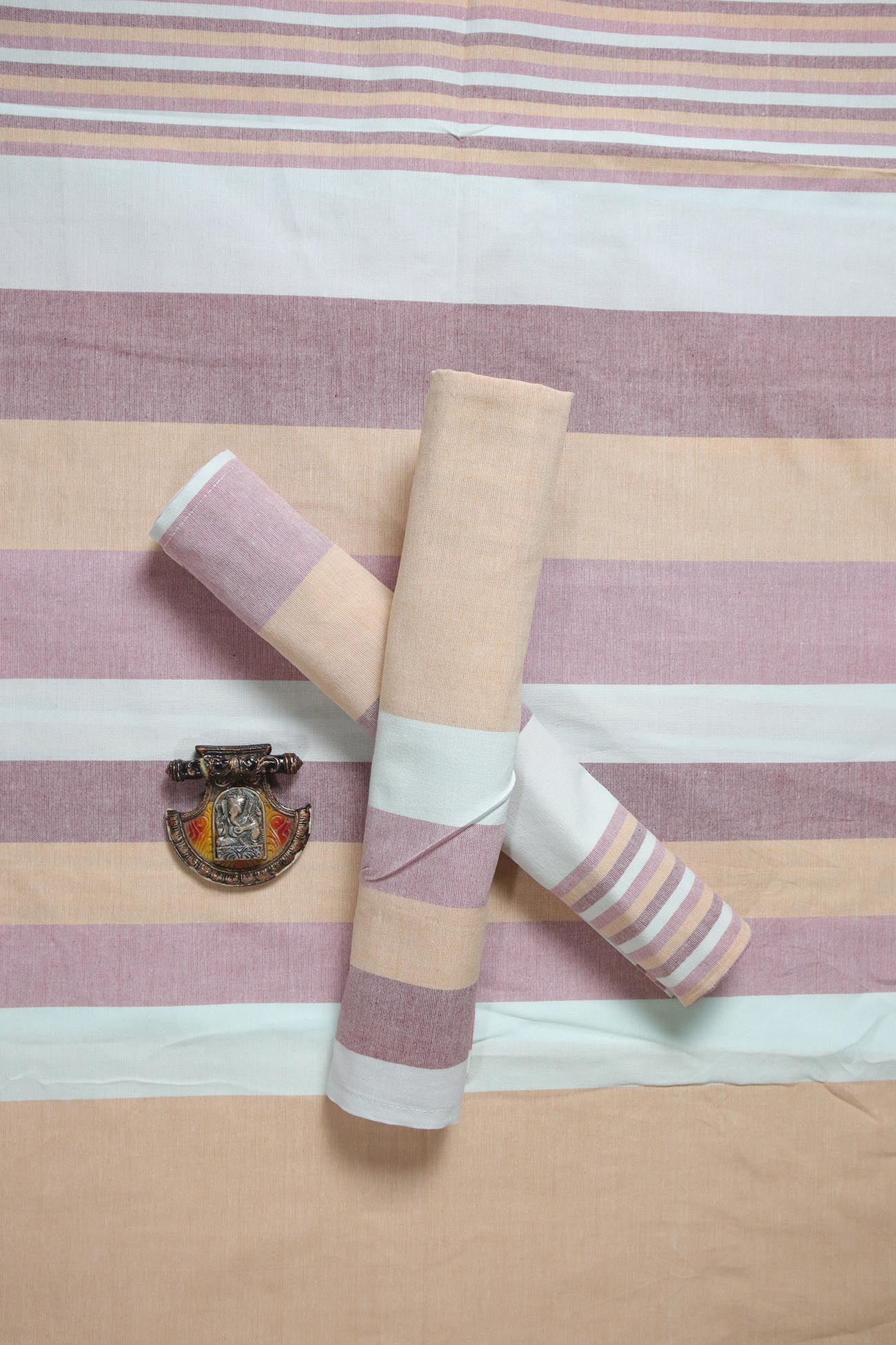 peach-puff-horizontal-stripes-bedspread-bp000107-a