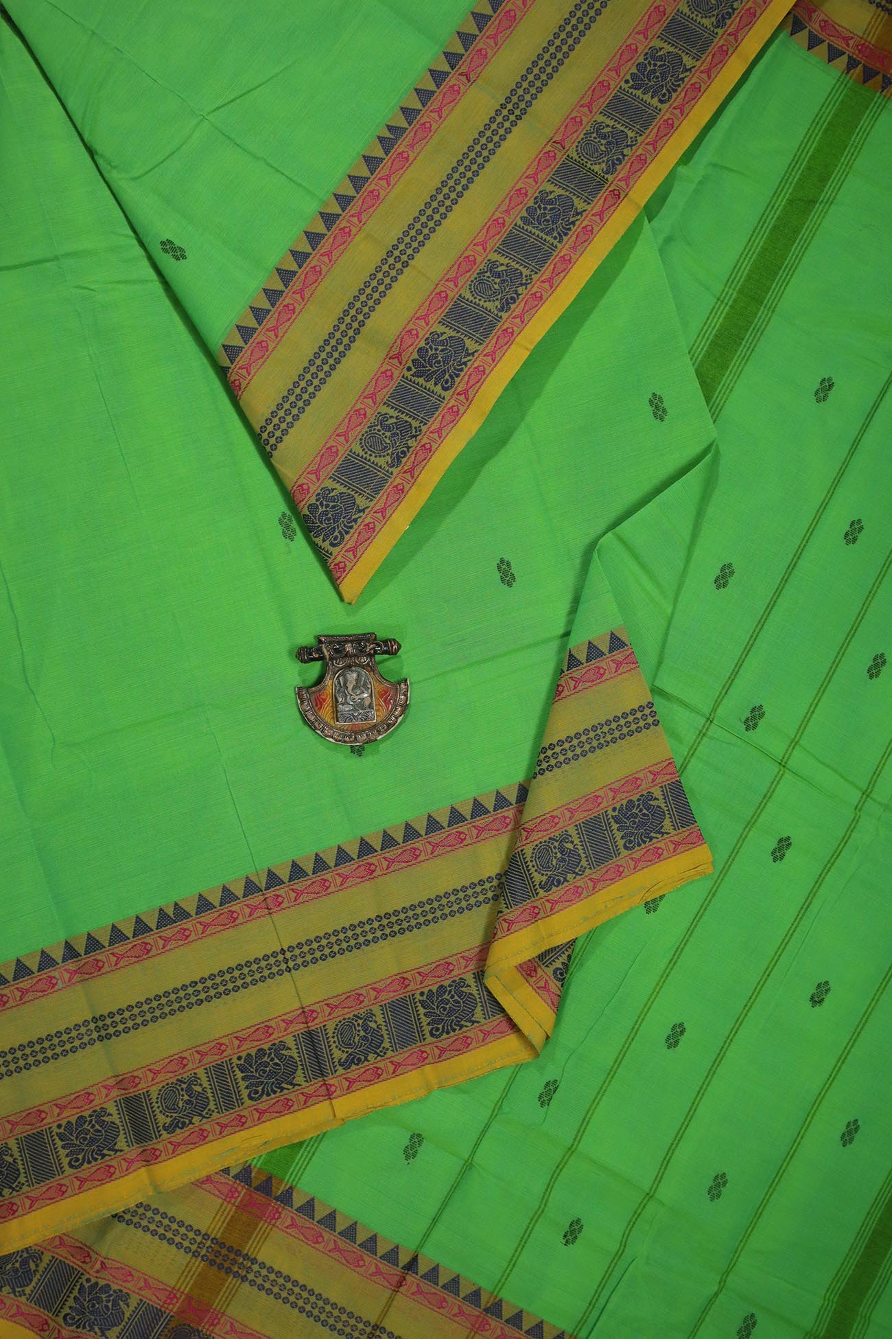 green-peacock-butta-sarees-bs001181-a