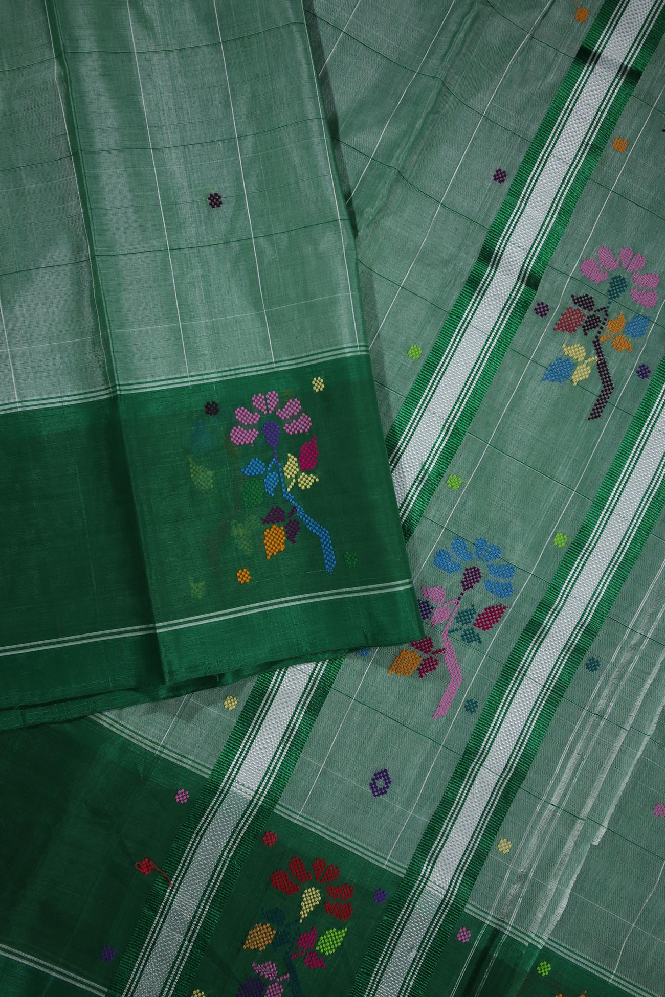 dark-green-flower-chedi-butta-sarees-cb000410-b