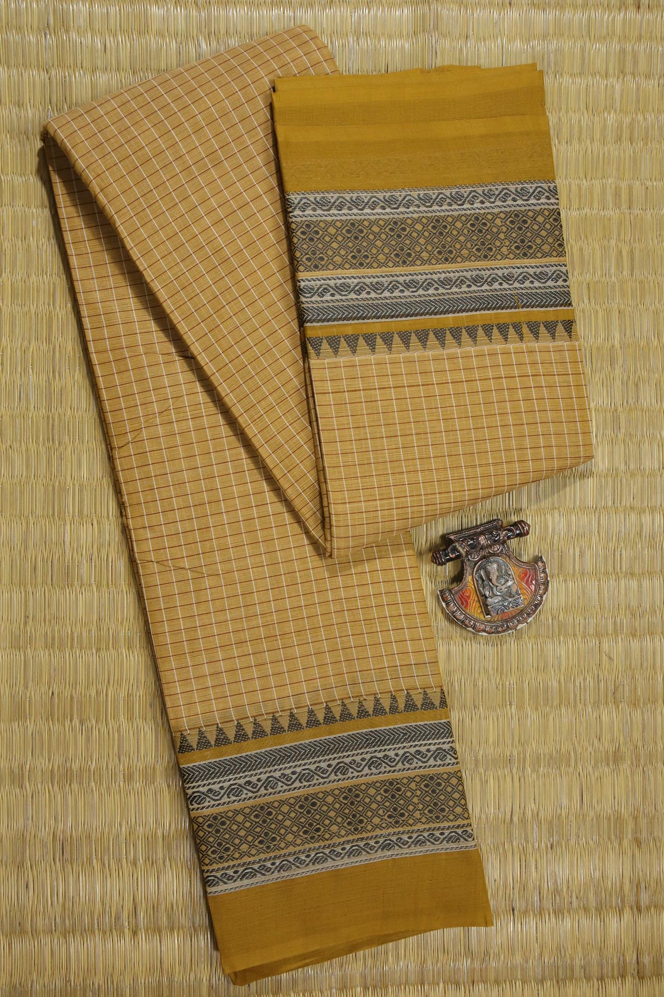 brown-temple-checked-sarees-ck002242-a