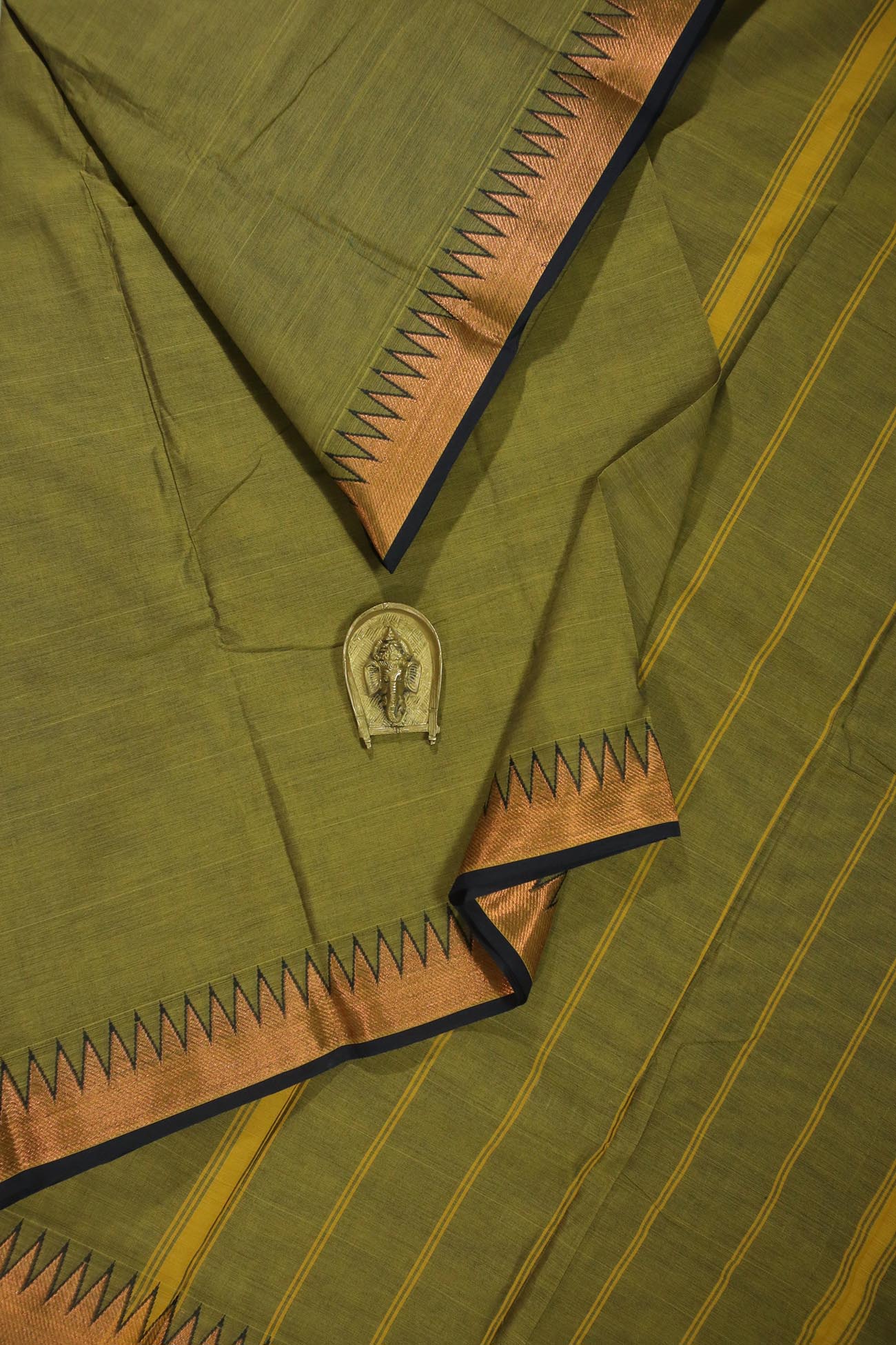 olive-zigzag-grand-chettinad-sarees-gc000438-a