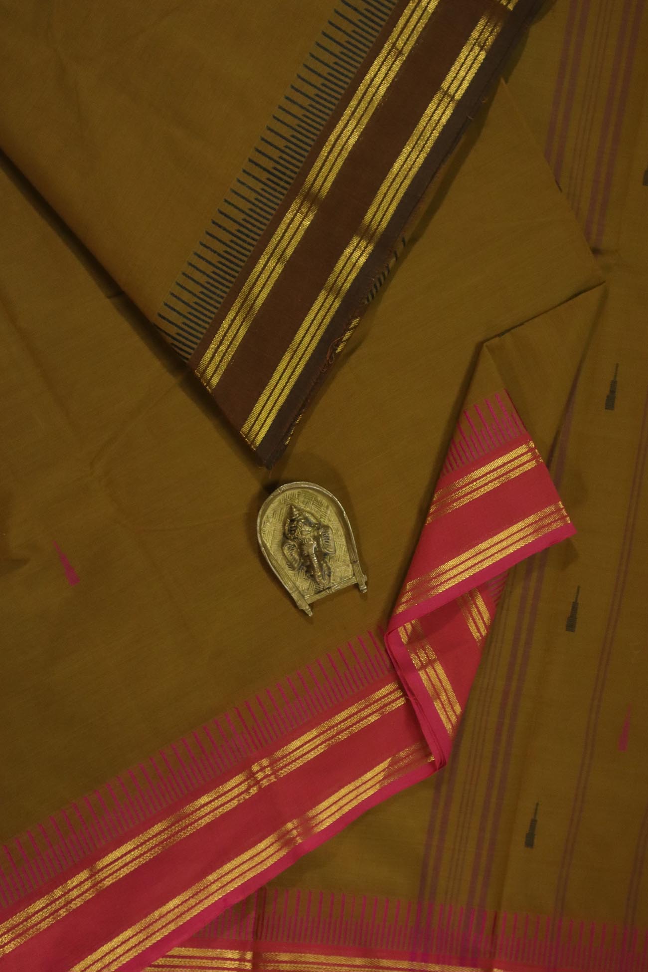 brown-temple-grand-chettinad-sarees-gc001114-a