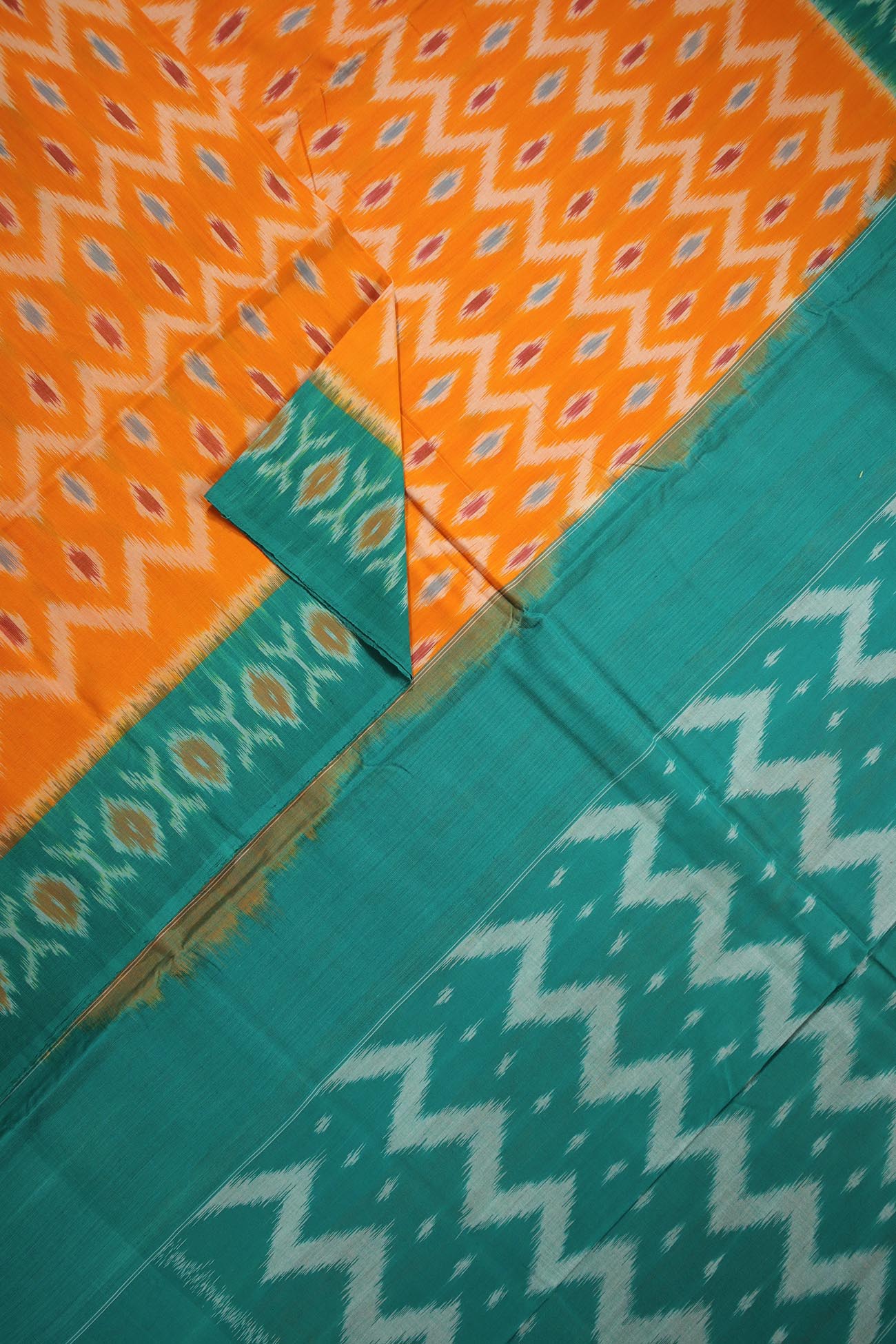 orange-ikat-pochampally-sarees-is001203-b