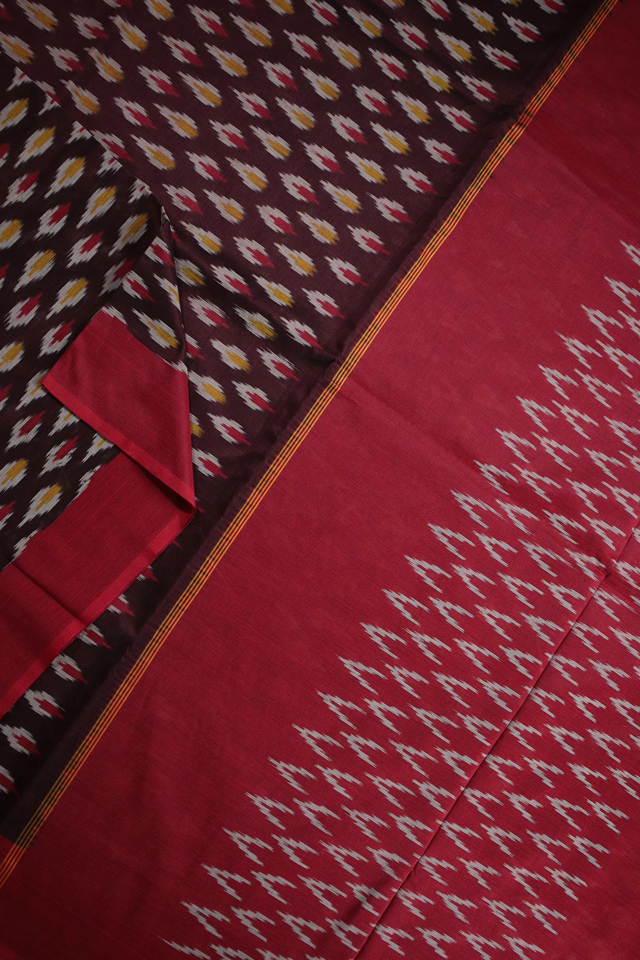 maroon-ikat-pochampally-sarees-is001269-b