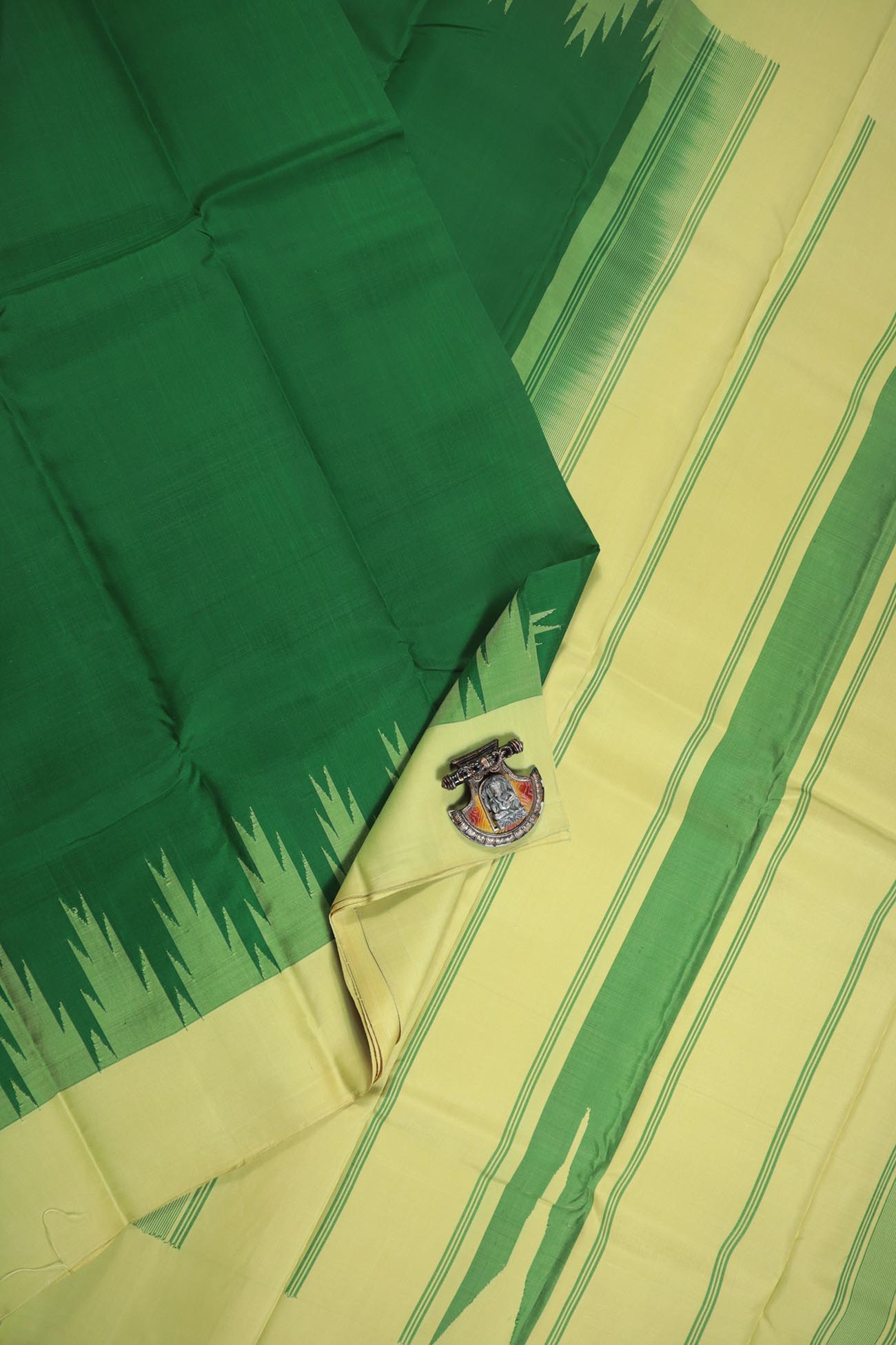 dark-green-temple-kanchipuram-silk-sarees-kss000057-a