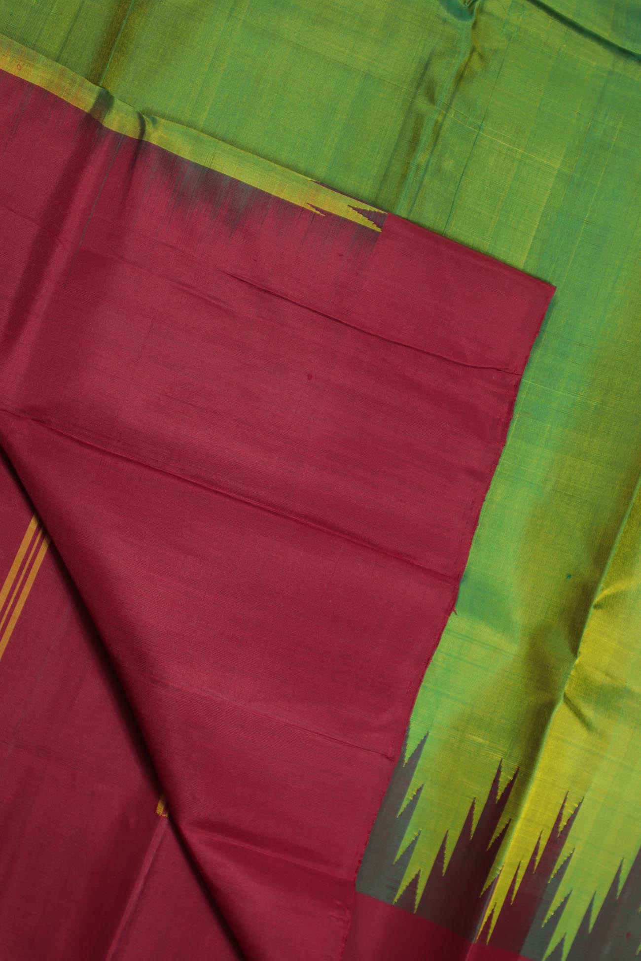 olive-drab-temple-kanchipuram-silk-sarees-kss000059-b