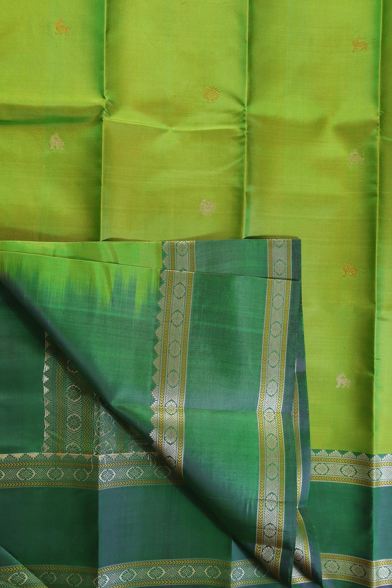 olive-temple-kanchipuram-silk-sarees-kss000101-e