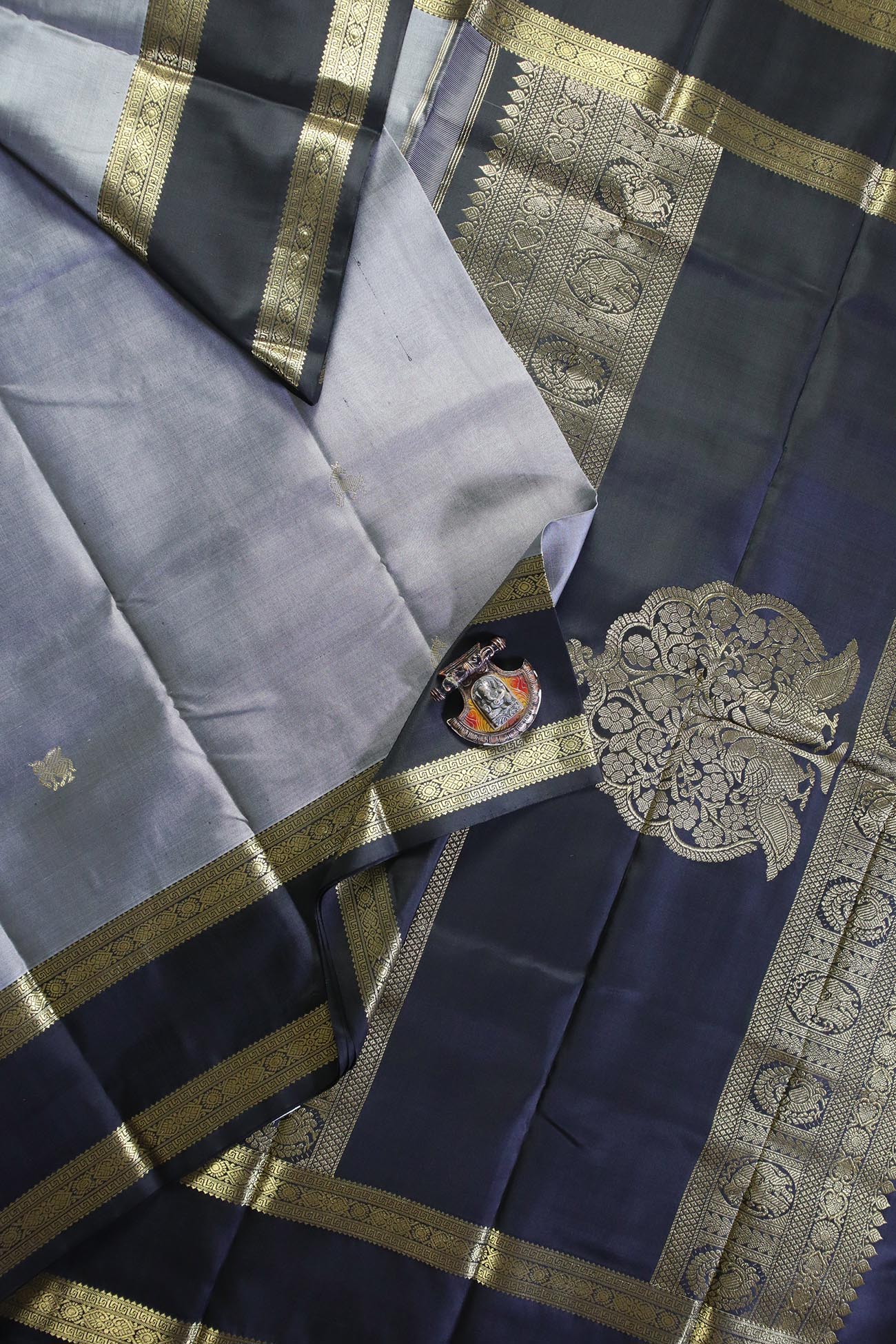 gray-yazhi-kanchipuram-silk-sarees-kss000109-b