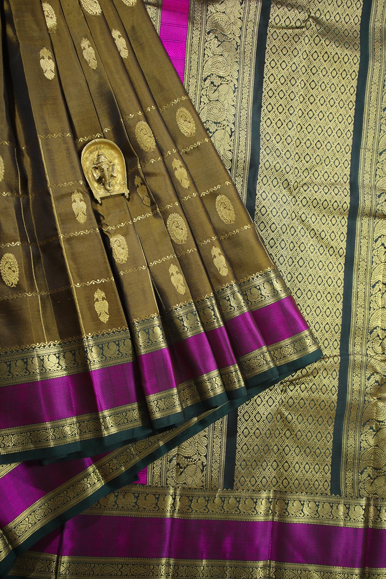 dark-goldenrod-peacock-kanchipuram-silk-sarees-kss000183-a