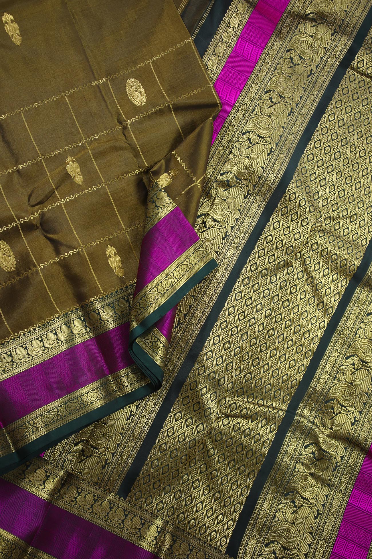 dark-goldenrod-peacock-kanchipuram-silk-sarees-kss000183-c