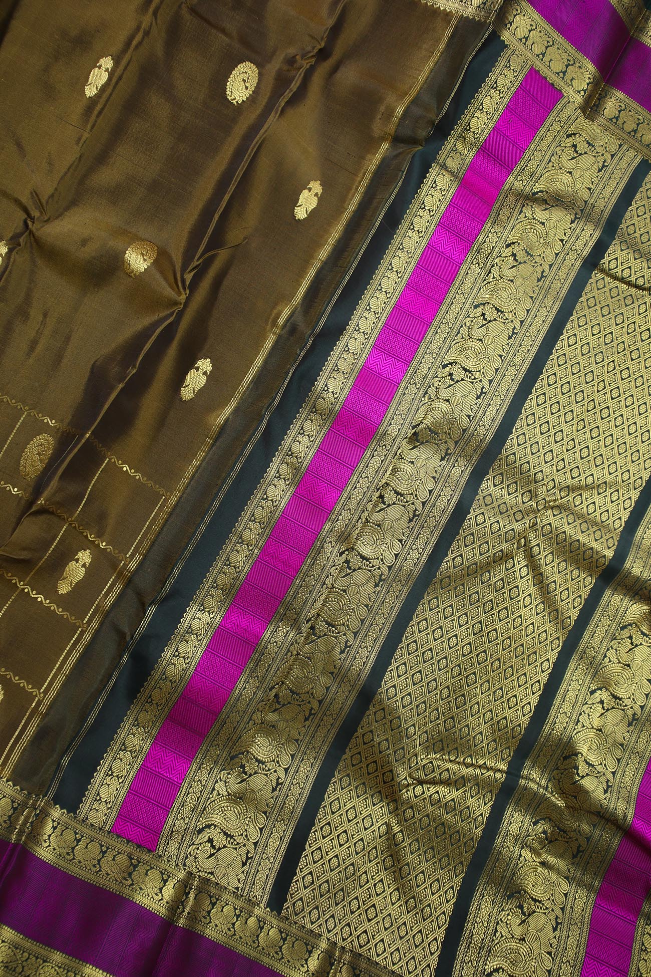 dark-goldenrod-peacock-kanchipuram-silk-sarees-kss000183-d