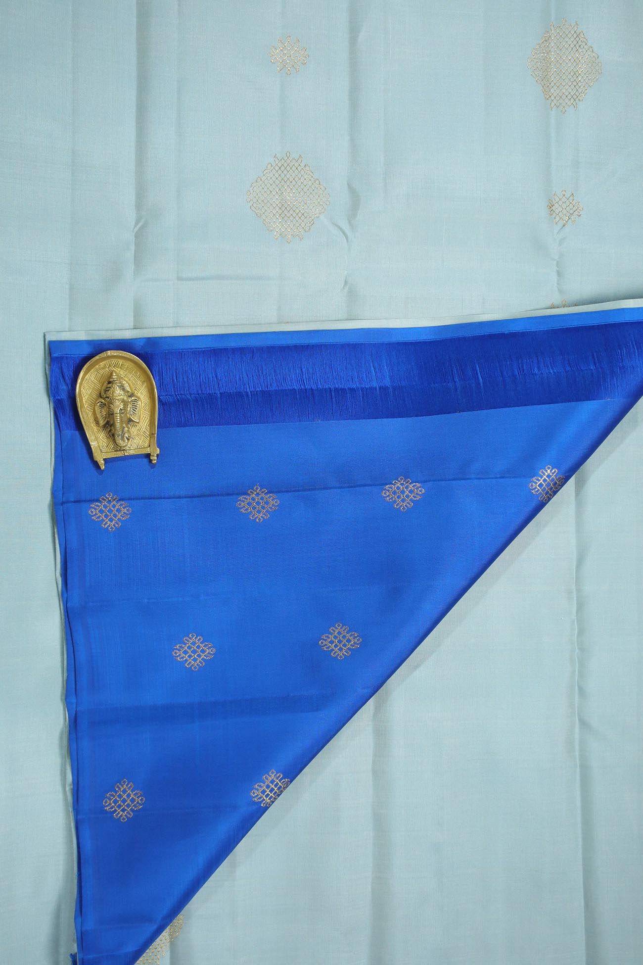 light-sky-blue-kolam-kanchipuram-silk-sarees-kss000301-e