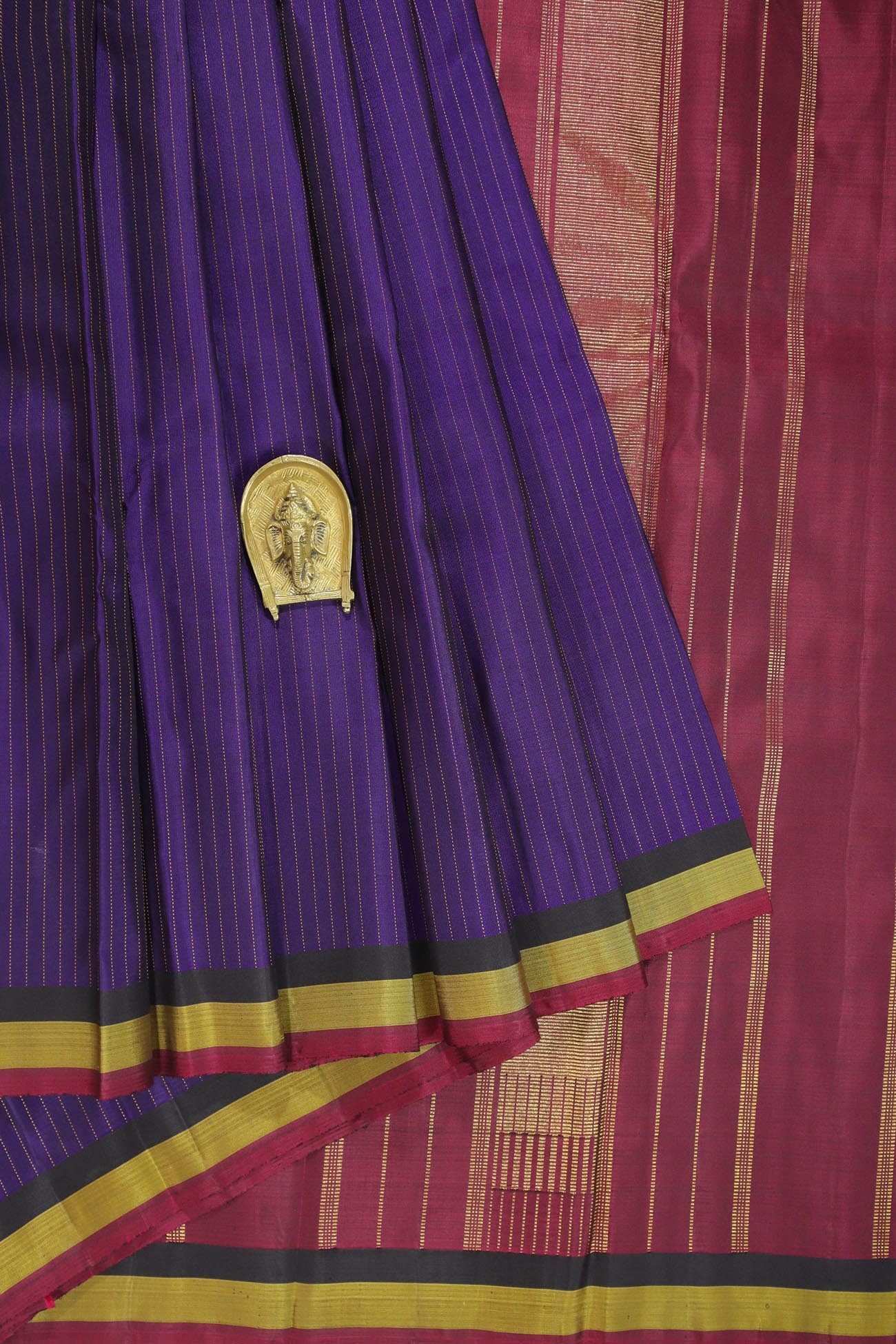 indigo-vertical-stripes-kanchipuram-silk-sarees-kss000303-a