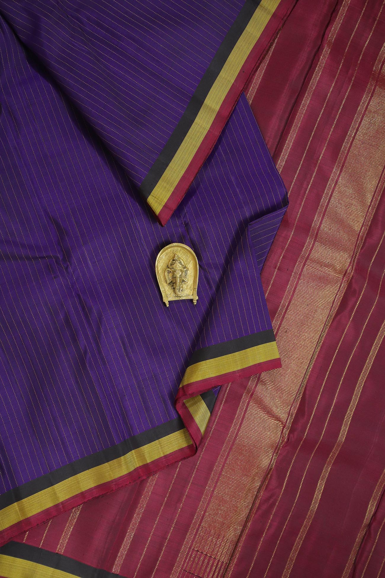 indigo-vertical-stripes-kanchipuram-silk-sarees-kss000303-b