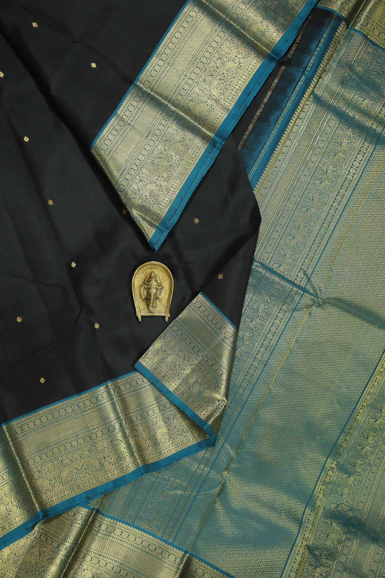 black-yazhi-kanchipuram-silk-sarees-kss000325-b