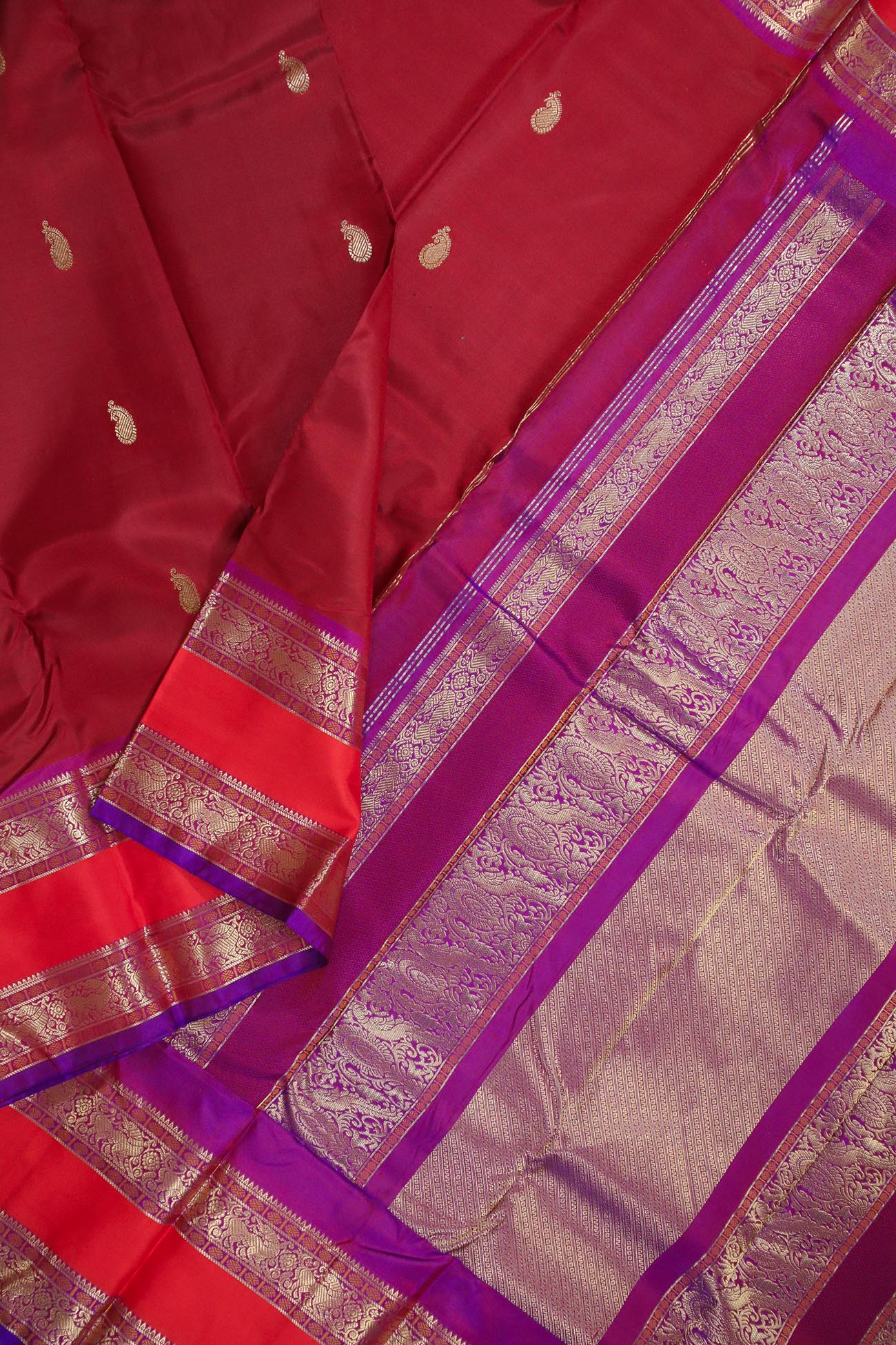 maroon-yazhi-kanchipuram-silk-sarees-kss000329-c