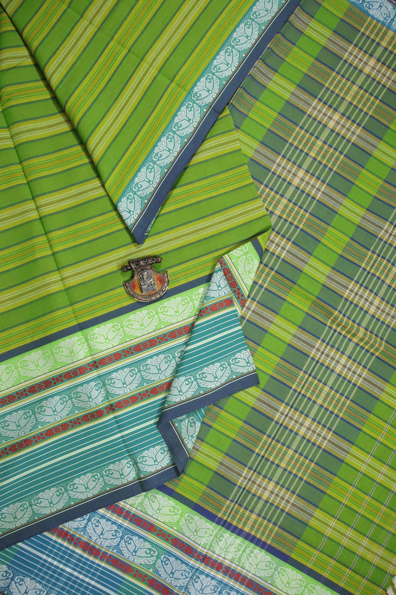 green-flower-begumpuri-sarees-kv001325-a