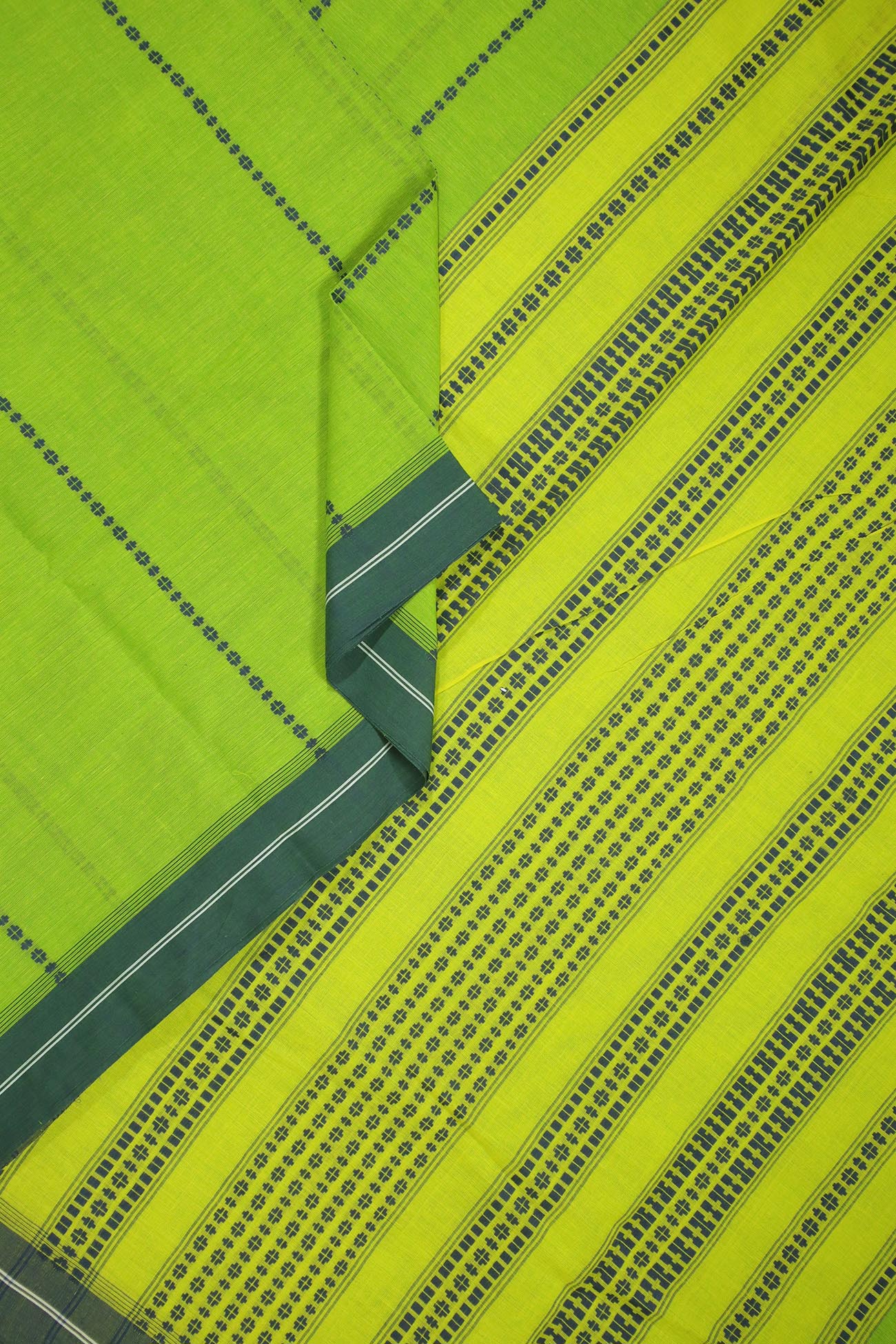 light-green-zigzag-begumpuri-sarees-kv001346-c