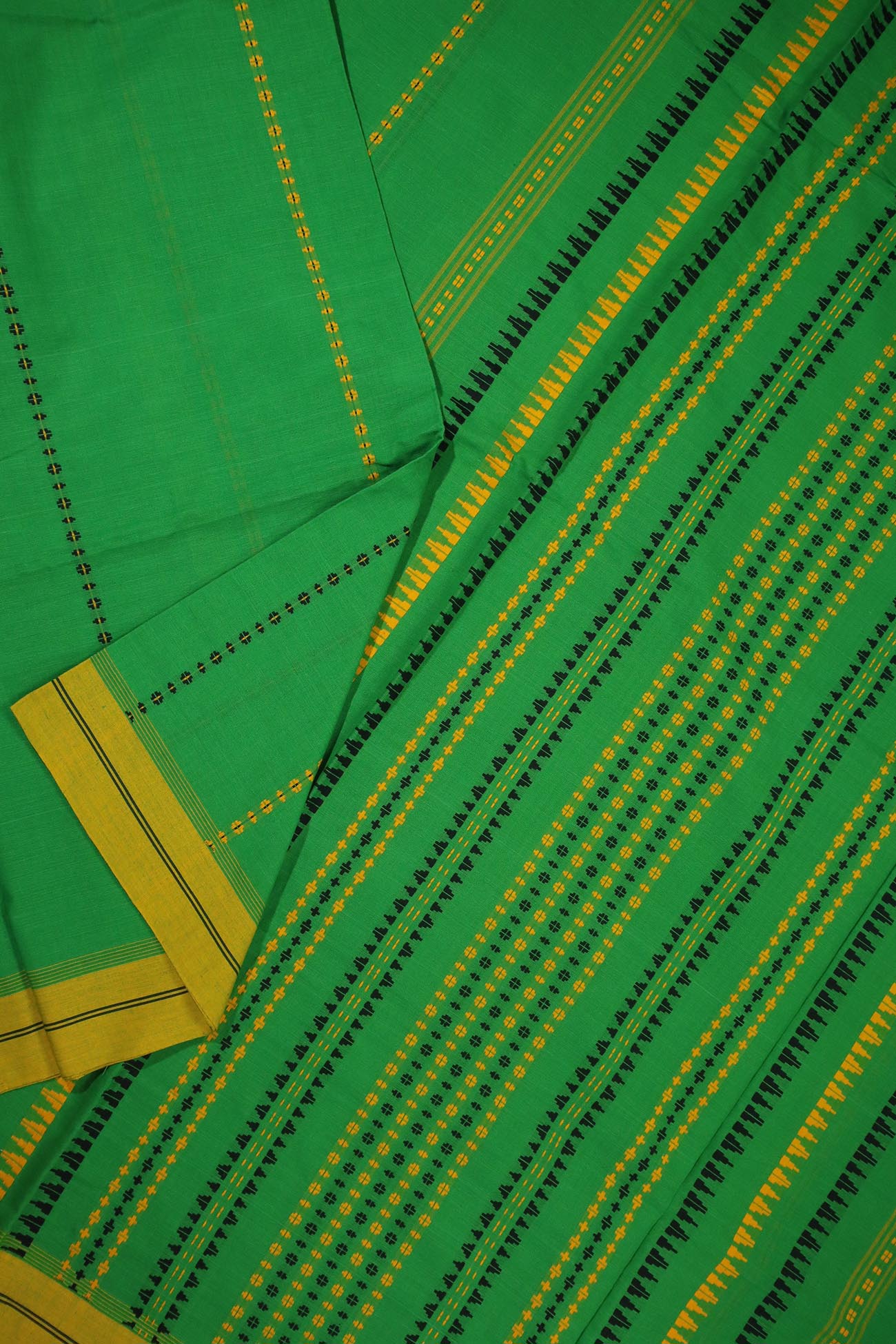 green-temple-begumpuri-sarees-kv001356-b