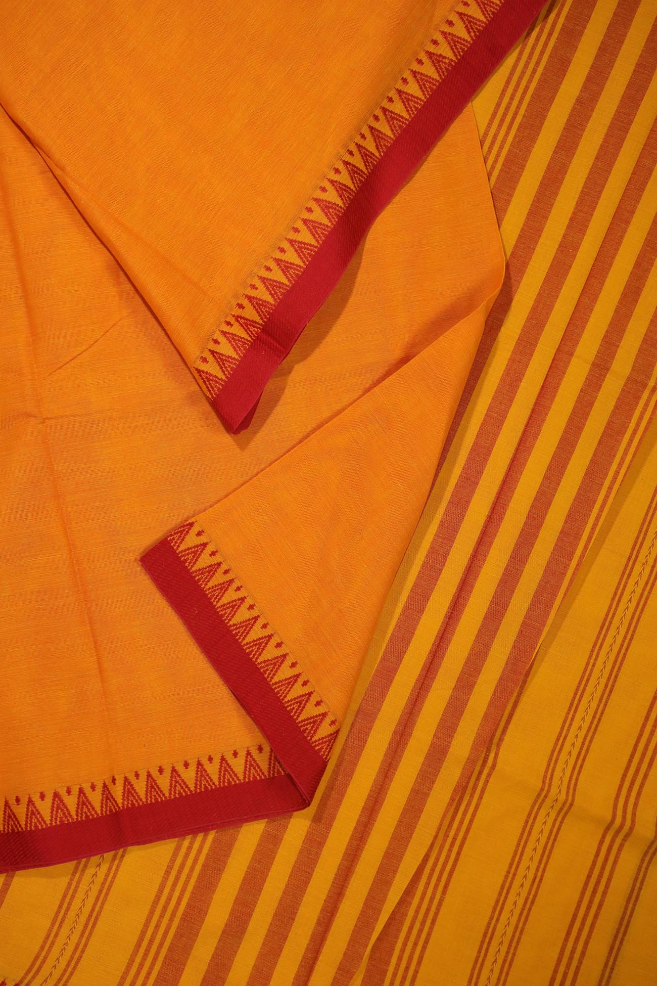 orange-temple-begumpuri-sarees-kv001373-b