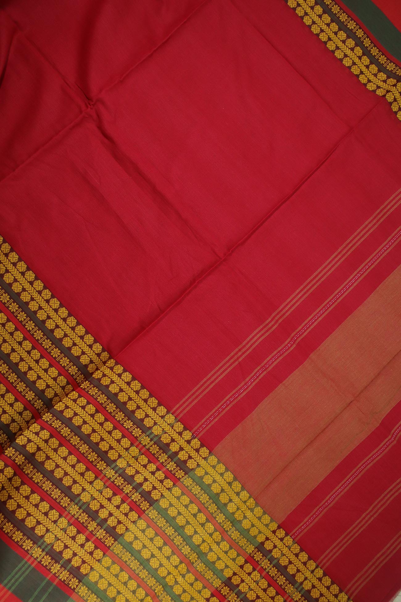 red-floral-begumpuri-sarees-kv001383-c