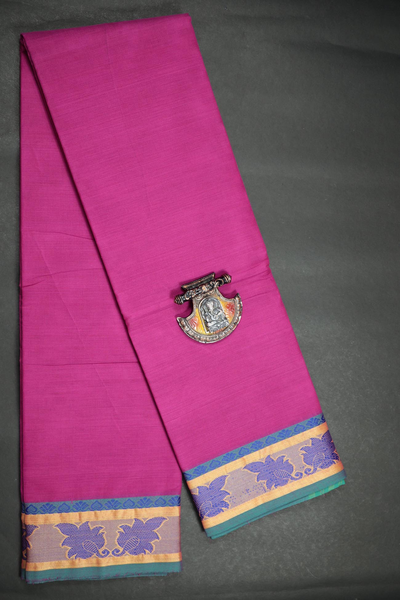 medium-violet-red-leaf-malarkodi-sarees-mk003684-a