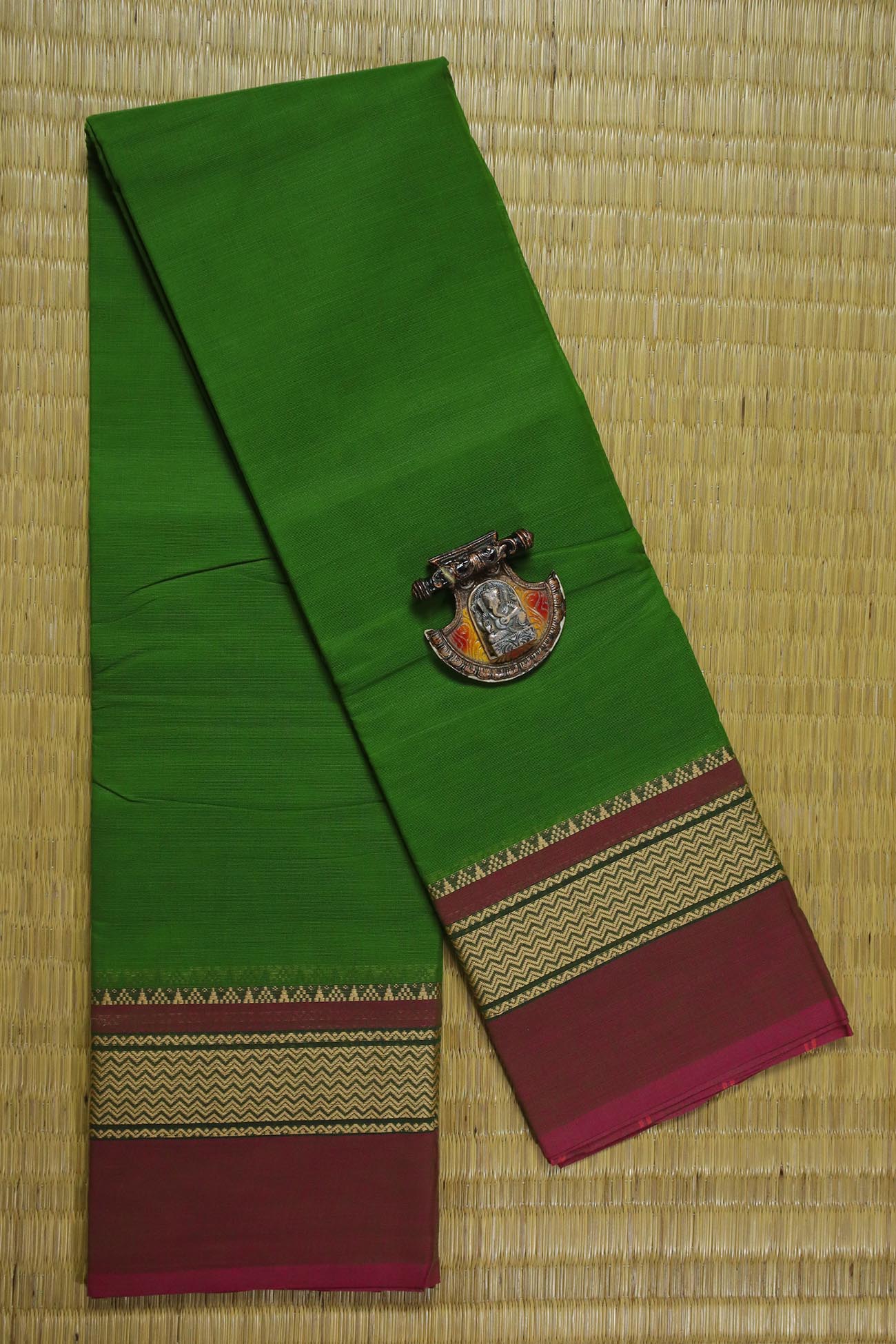 green-temple-malarkodi-sarees-mk006486-a