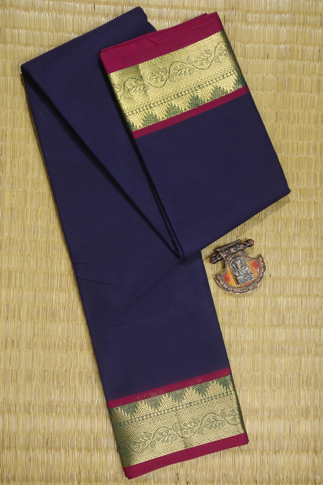 navy-temple-malarkodi-sarees-mk007065-a