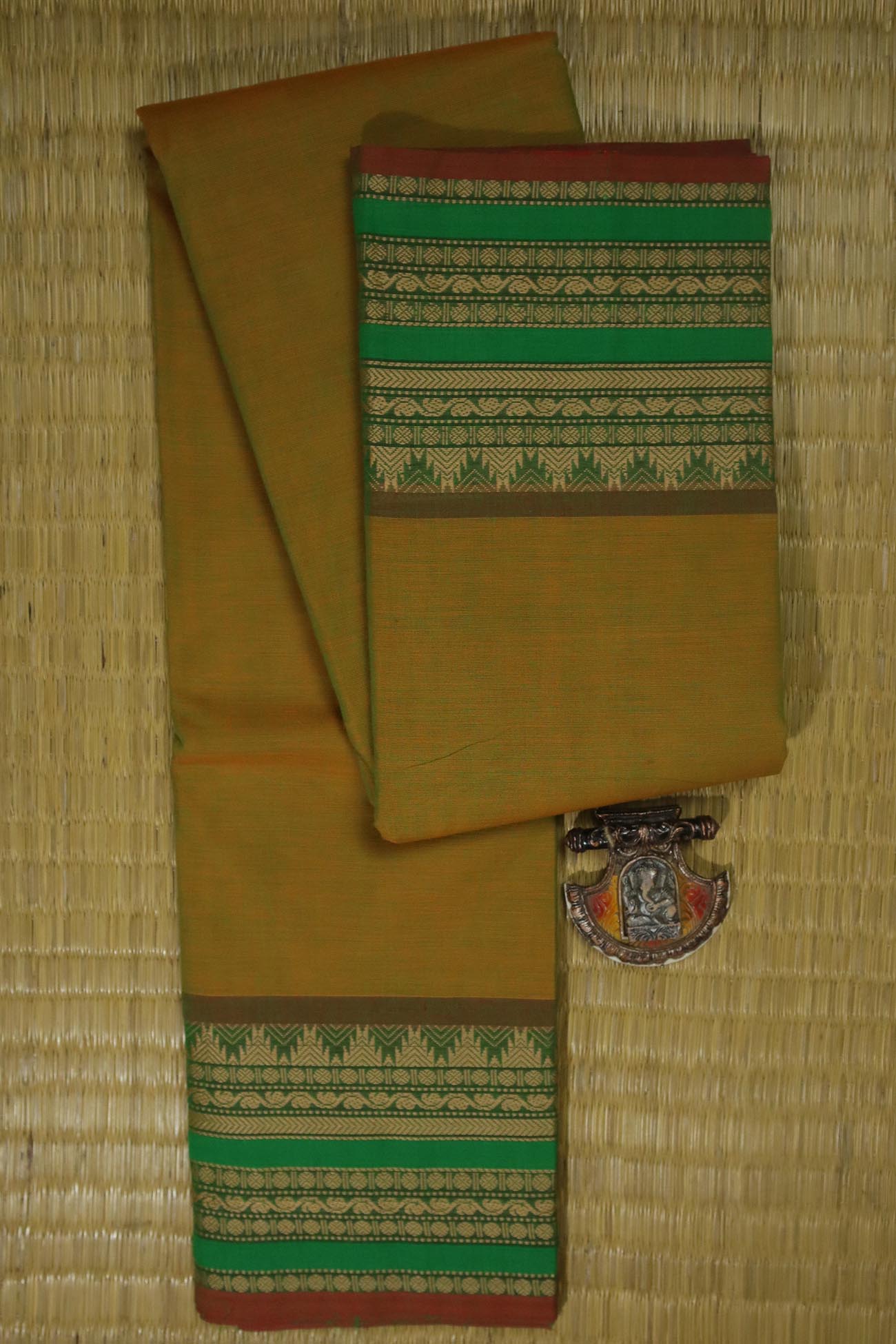 yellow-green-temple-malarkodi-sarees-mk007183-a