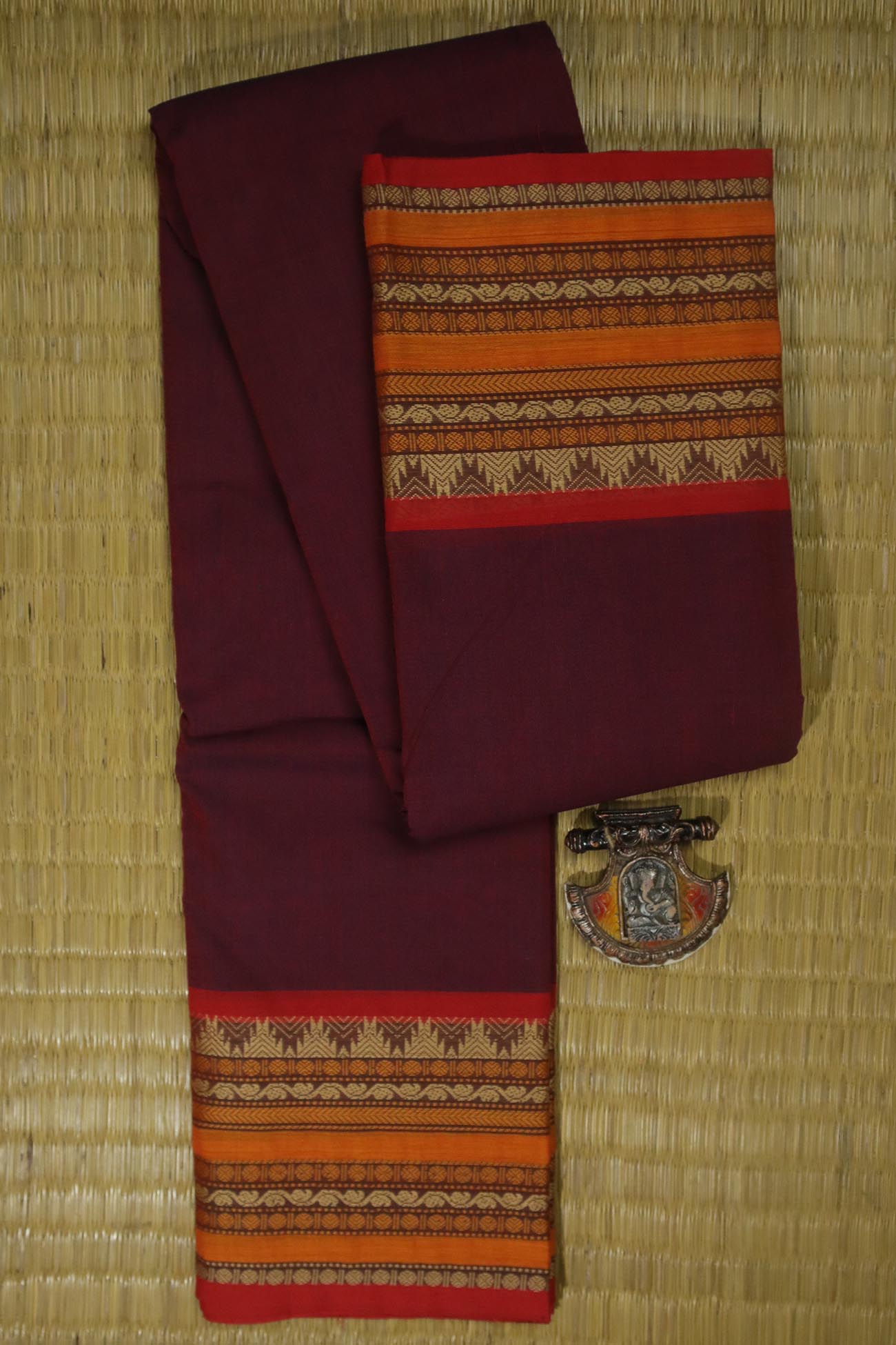 maroon-temple-malarkodi-sarees-mk007184-a