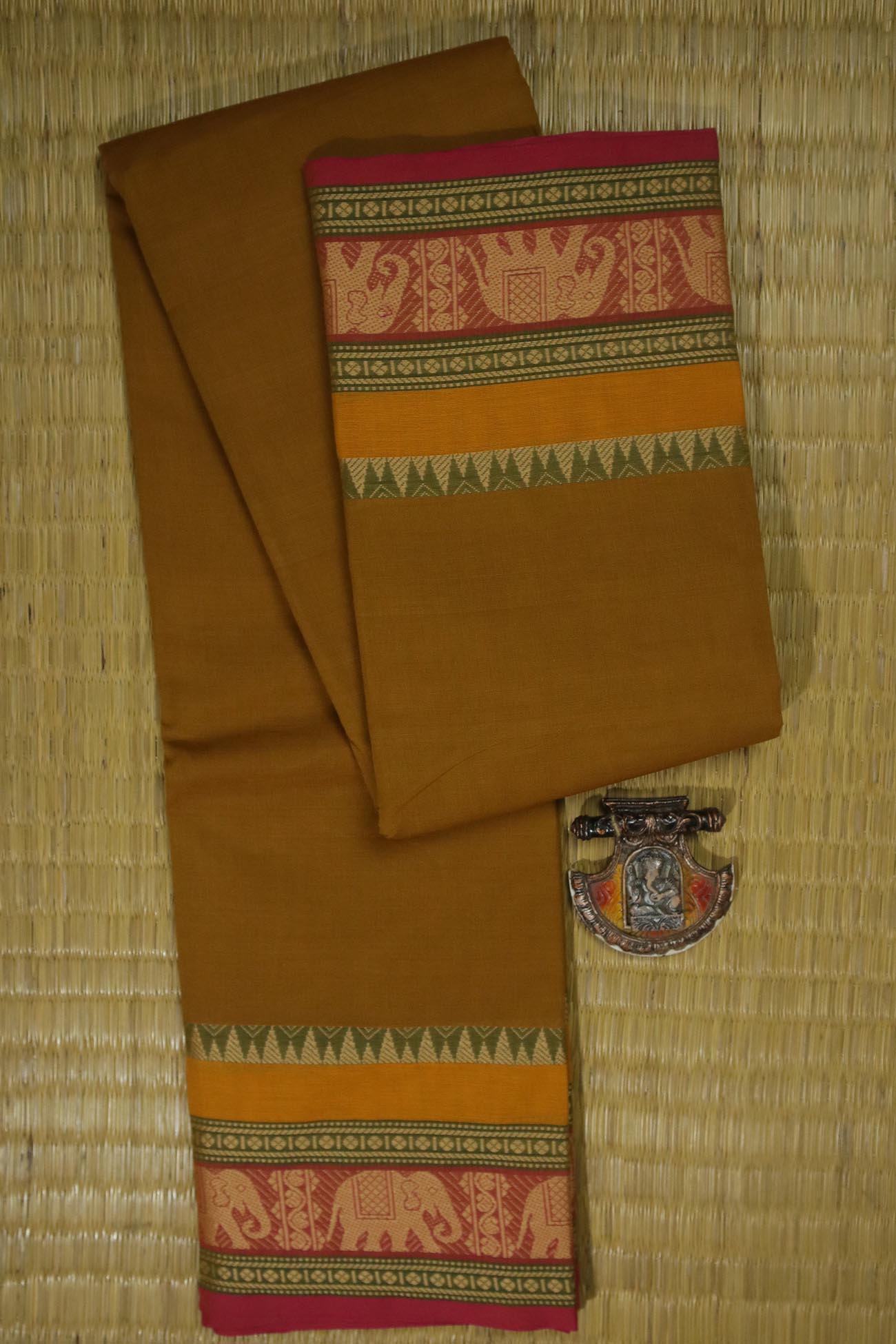 peru-elephant-malarkodi-sarees-mk007197-a