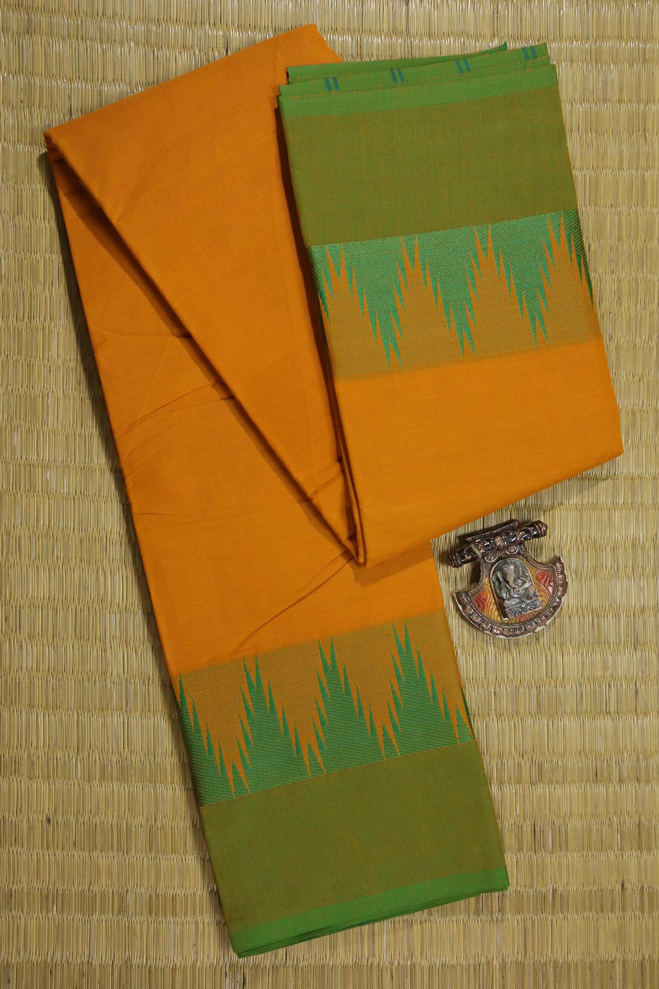 orange-temple-malarkodi-sarees-mk007291-a