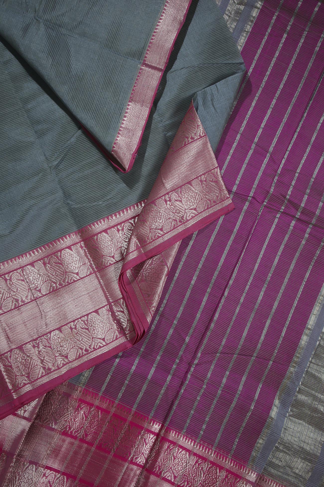 gray-peacock-mangalagiri-silk-cotton-sarees-mls000430-d