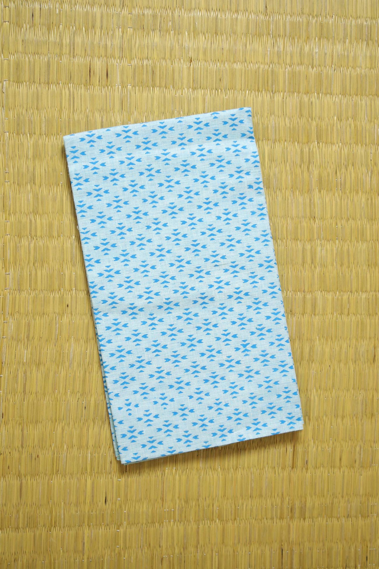 light-blue-flower-narayanpet-fabric-soft-cotton-fabric-pf000182-a