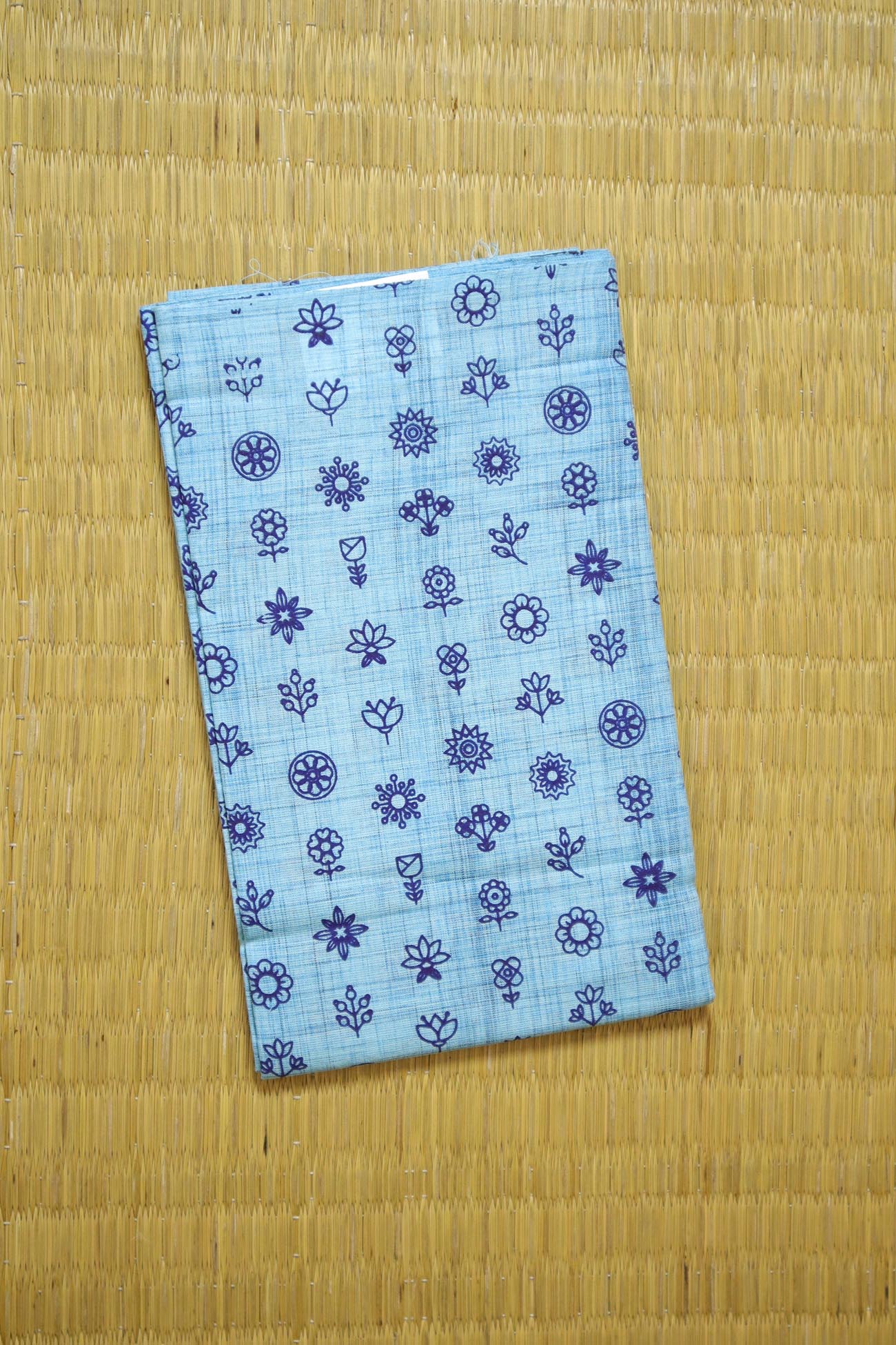 light-blue-flower-narayanpet-fabric-soft-cotton-fabric-pf000206-a