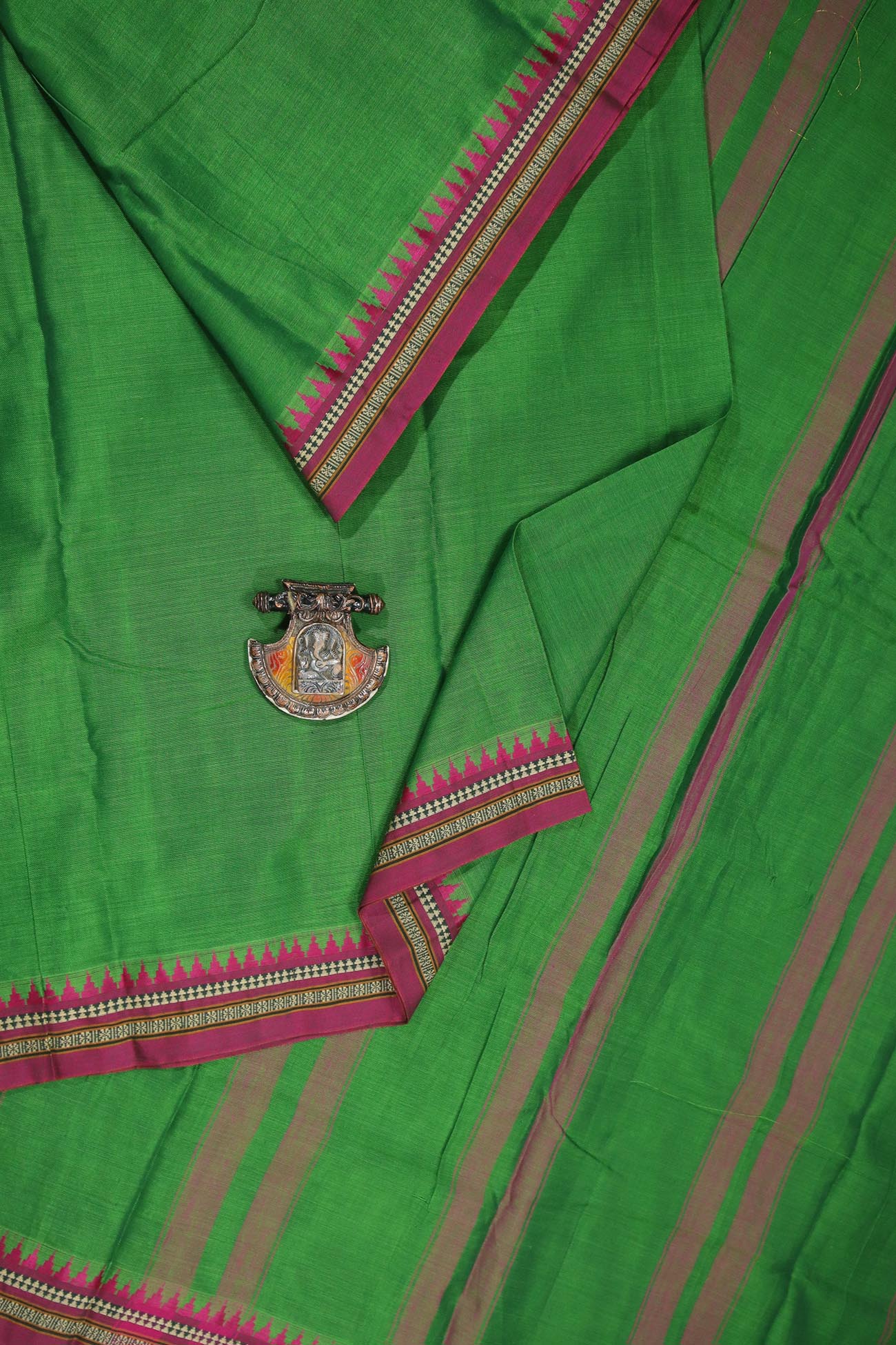 green-temple-narayanpet-sarees-pk002231-a