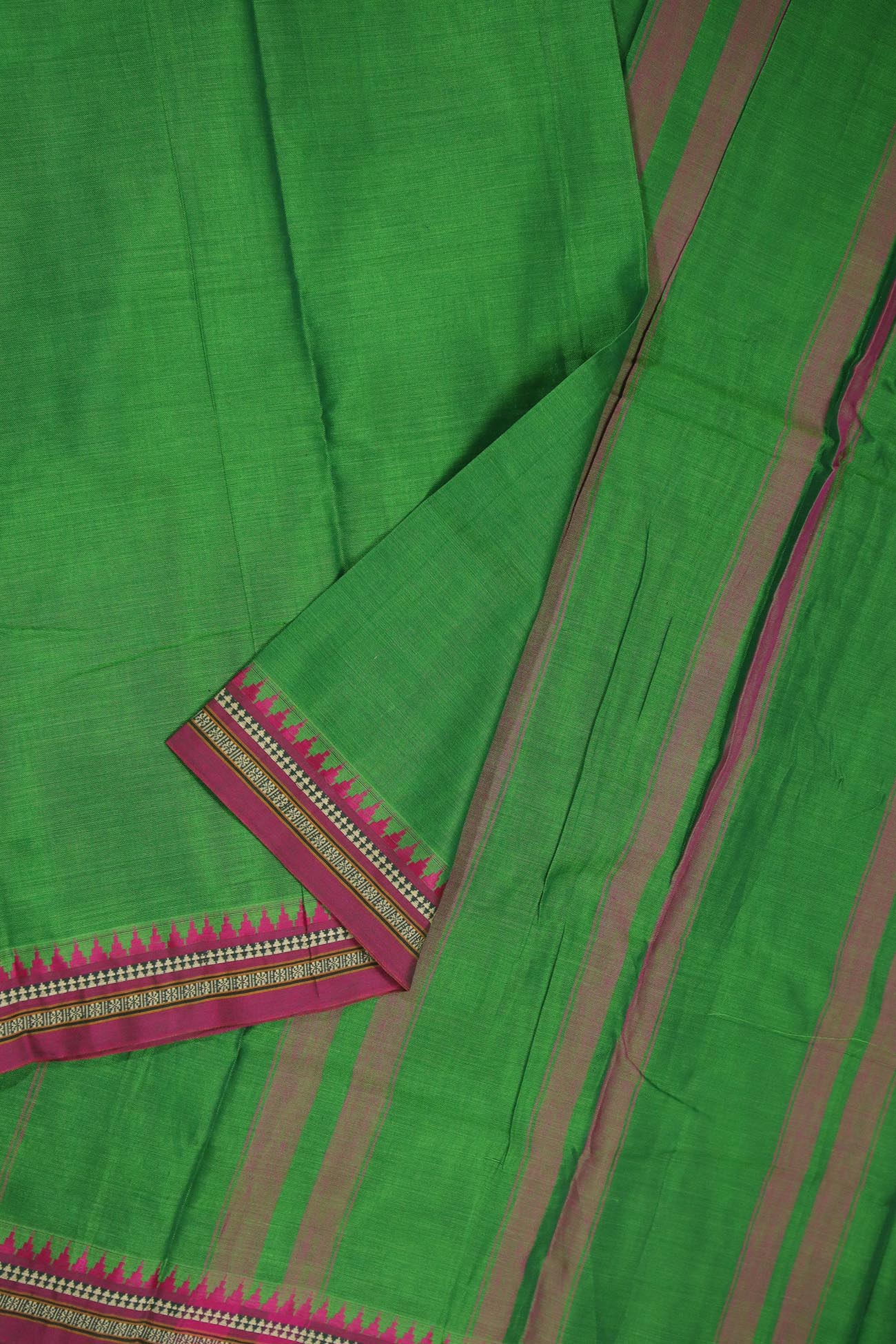 green-temple-narayanpet-sarees-pk002231-b