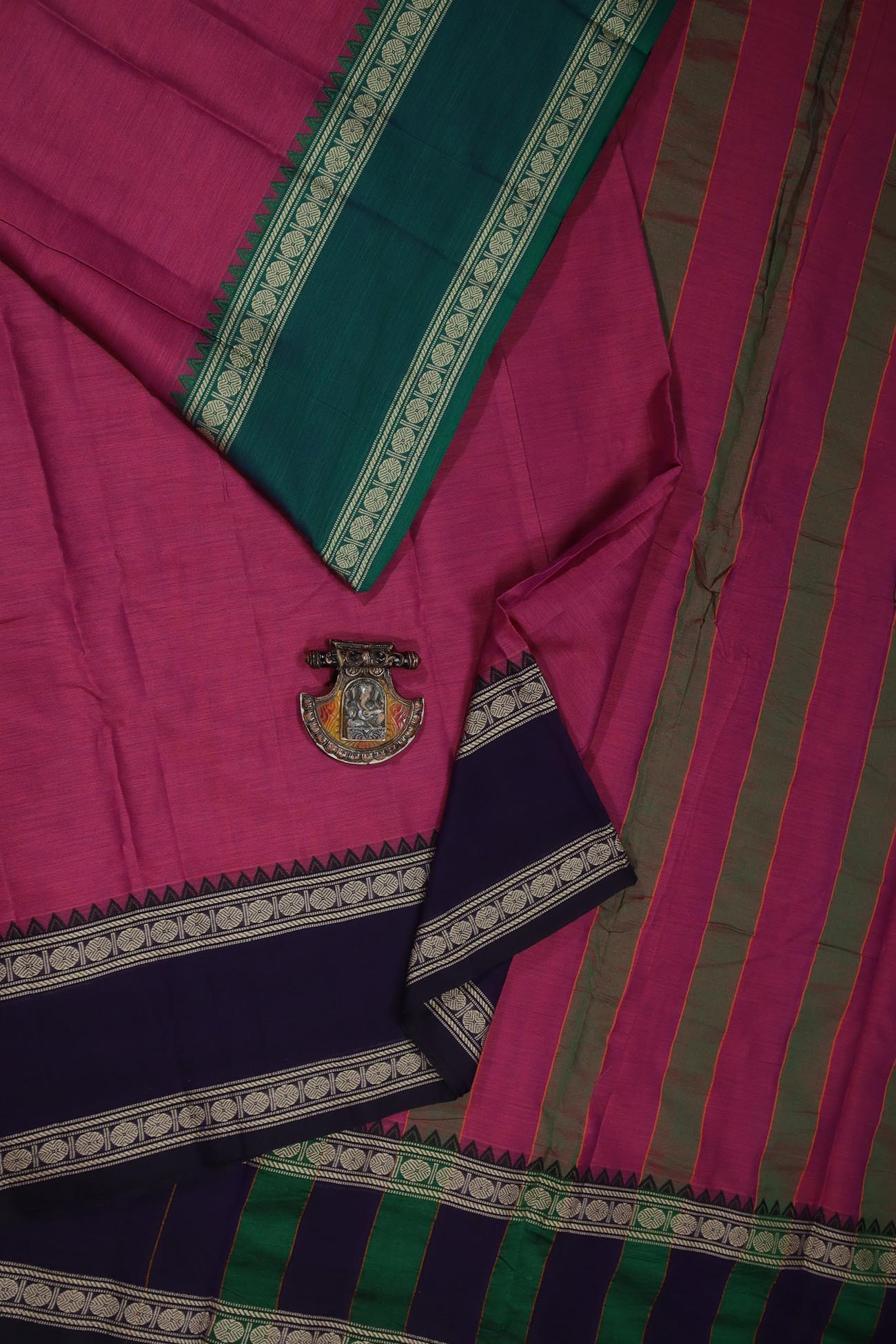 medium-violet-red-ruthratcham-narayanpet-sarees-pk002250-a