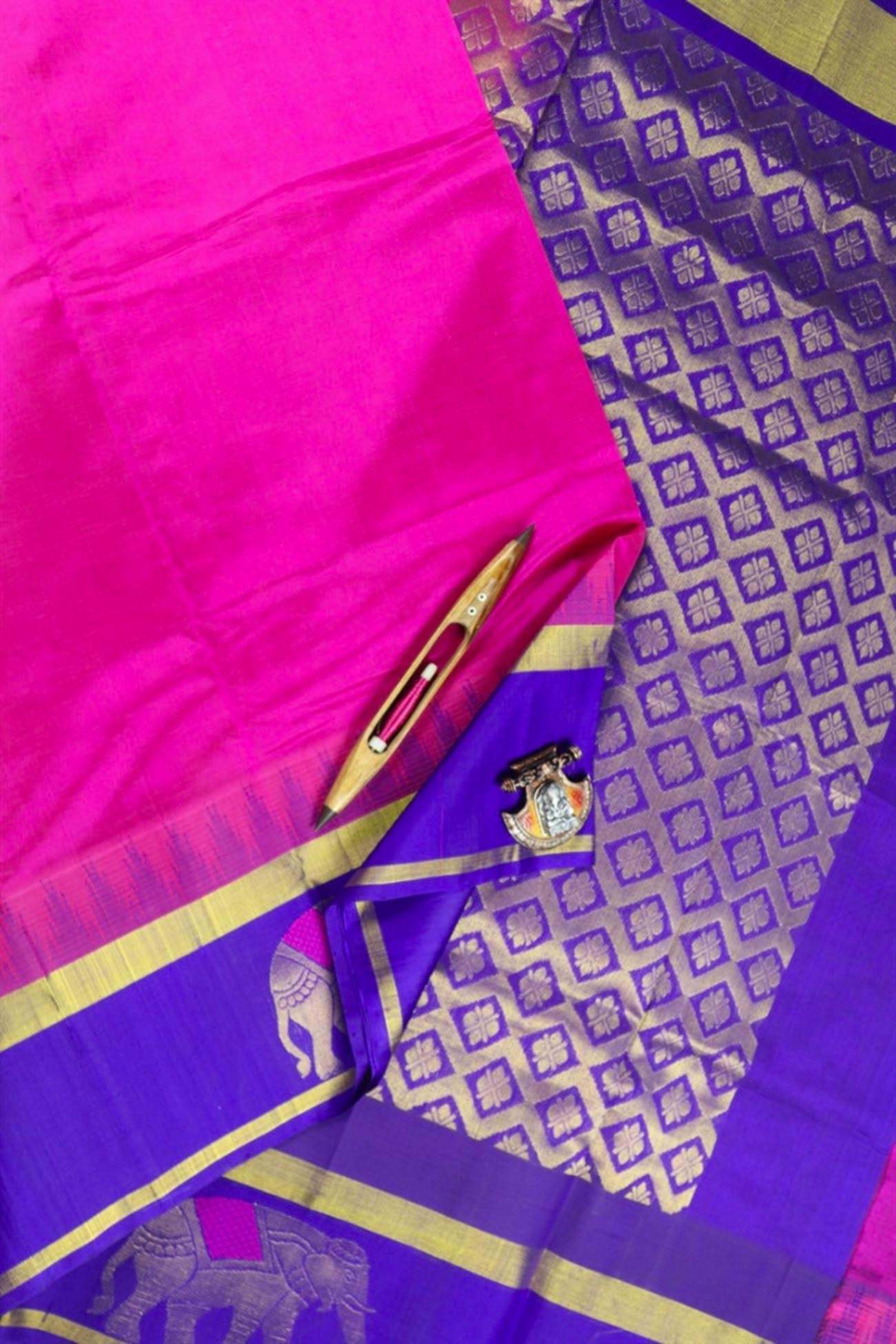 deep-pink-elephant-cotton-silk-sarees-sc000744-a