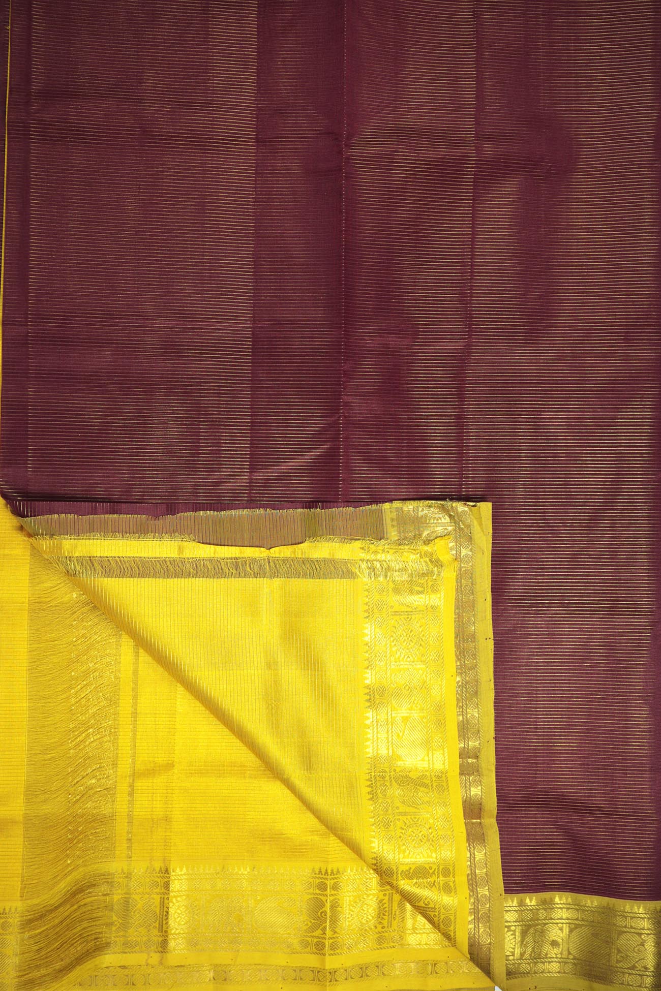 maroon-vaira-oosi-diamond-needle-cotton-silk-sarees-sc002095-b