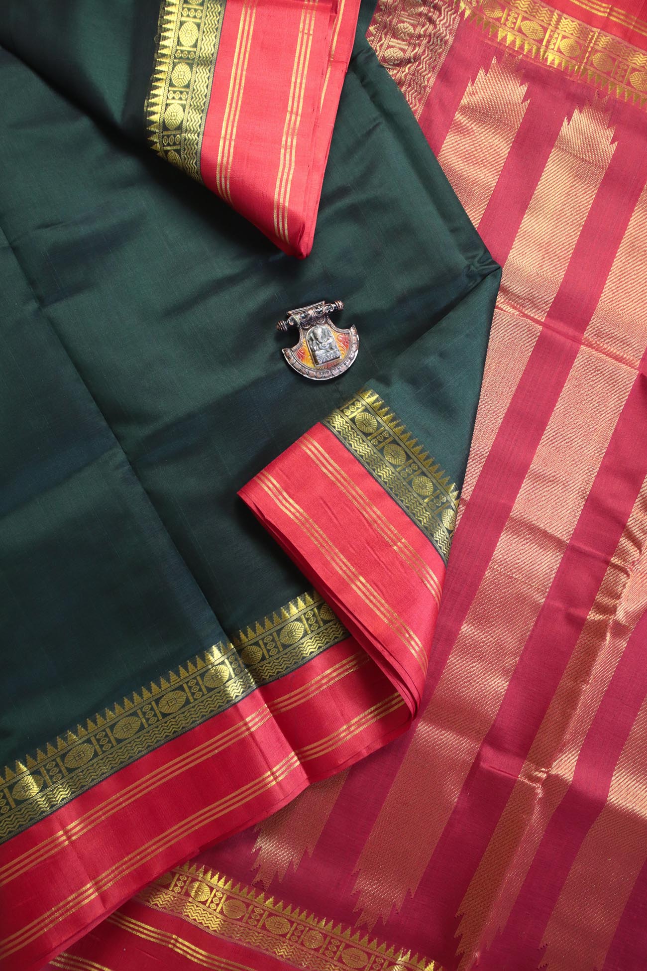 dark-green-ruthratcham-cotton-silk-sarees-sc002241-a