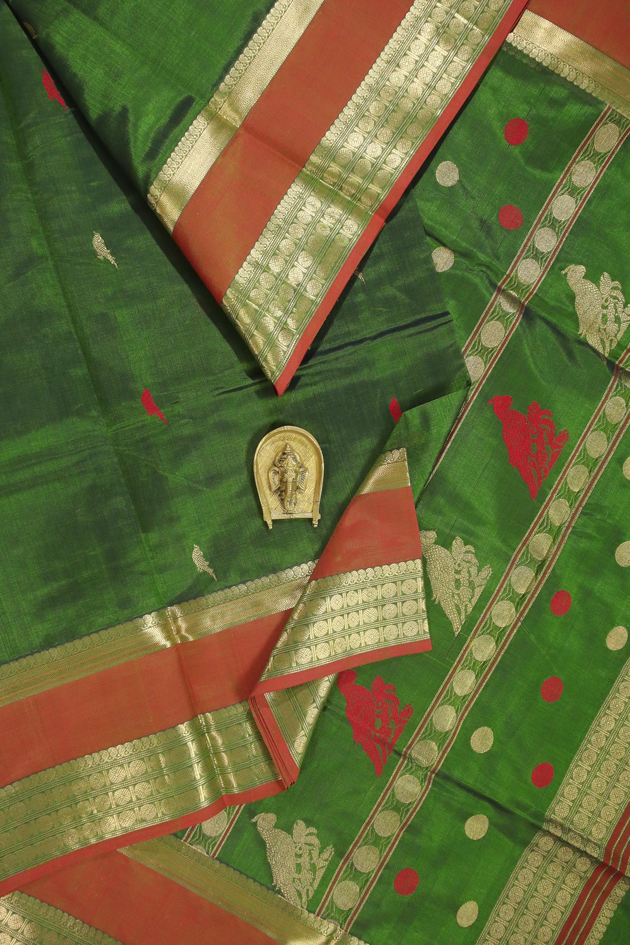 green-ruthratcham-cotton-silk-sarees-sc002566-a