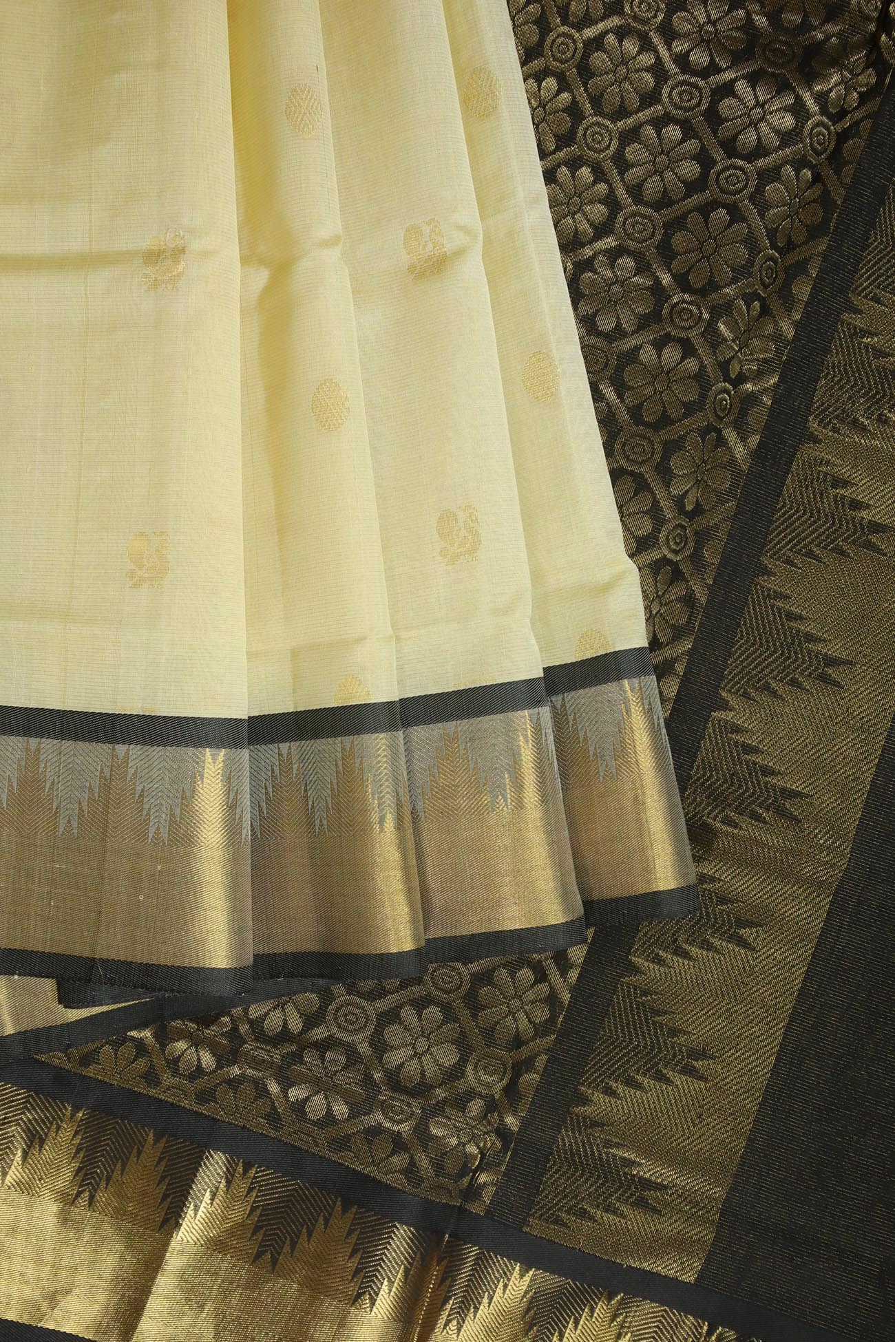 beige-vaira-oosi-diamond-needle-cotton-silk-sarees-sc002695-a