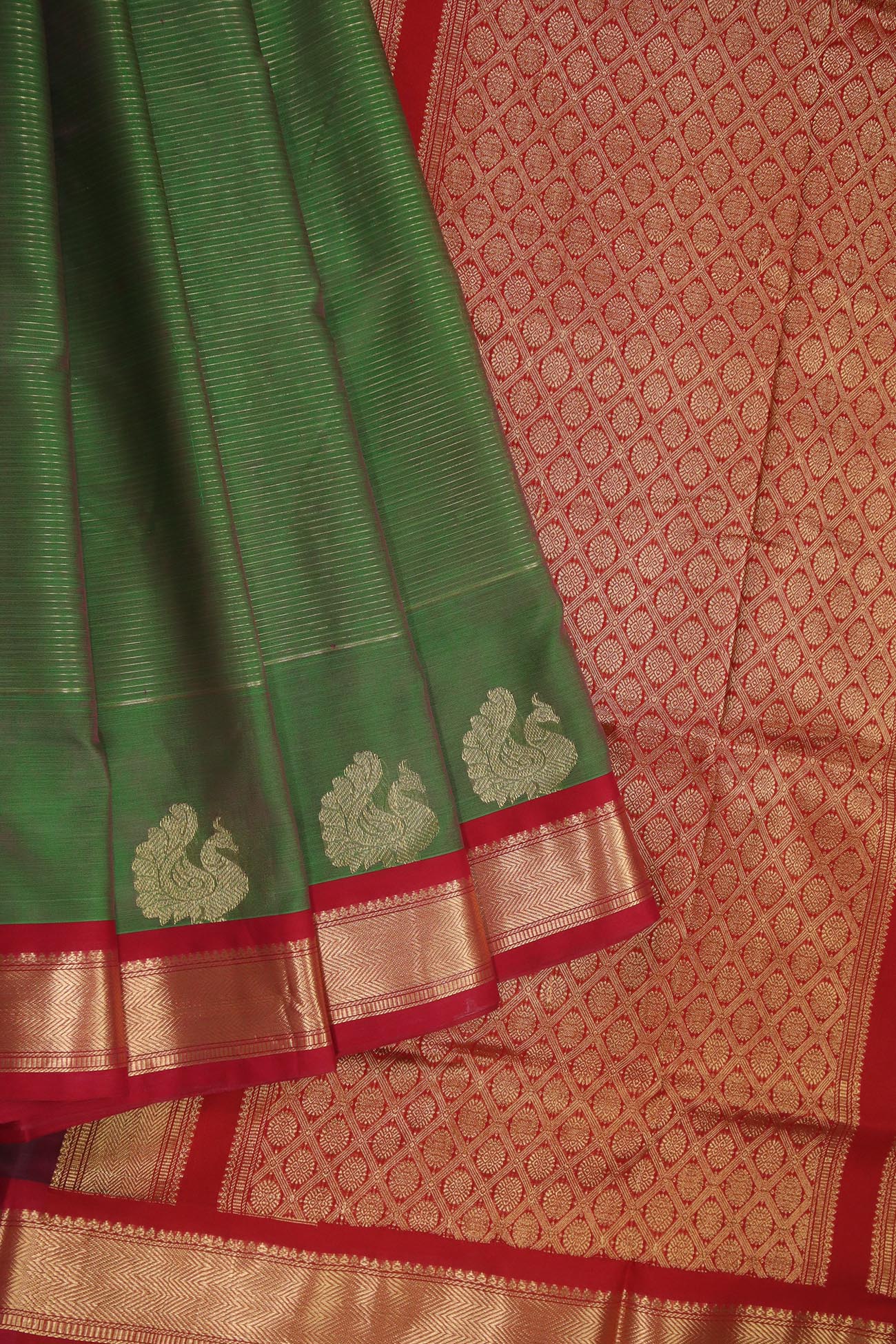 green-vaira-oosi-diamond-needle-cotton-silk-sarees-sc002713-a