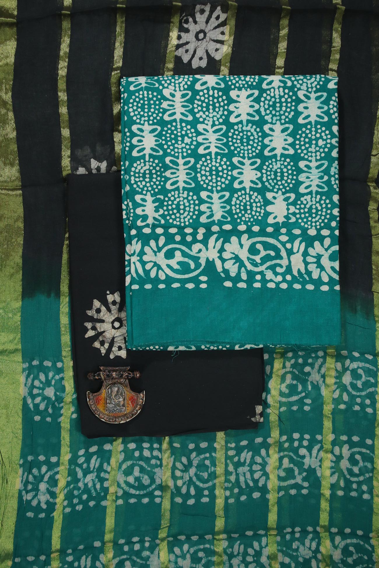 teal-floral-madurai-sungudi-dress-materials-scc000232-a