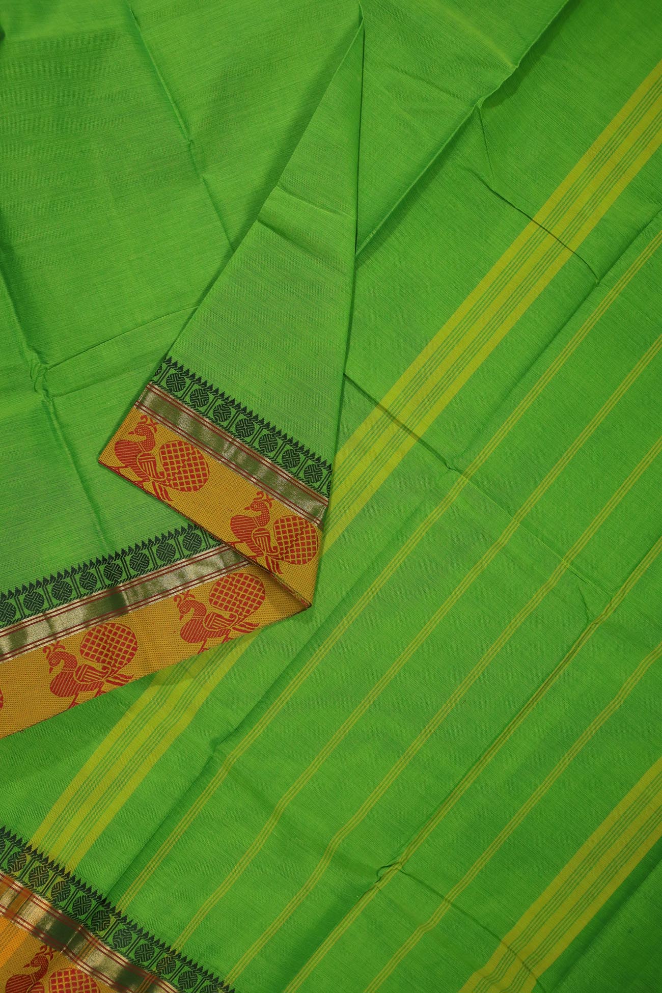 green-peacock-spl-malarkodi-sarees-smk002347-b