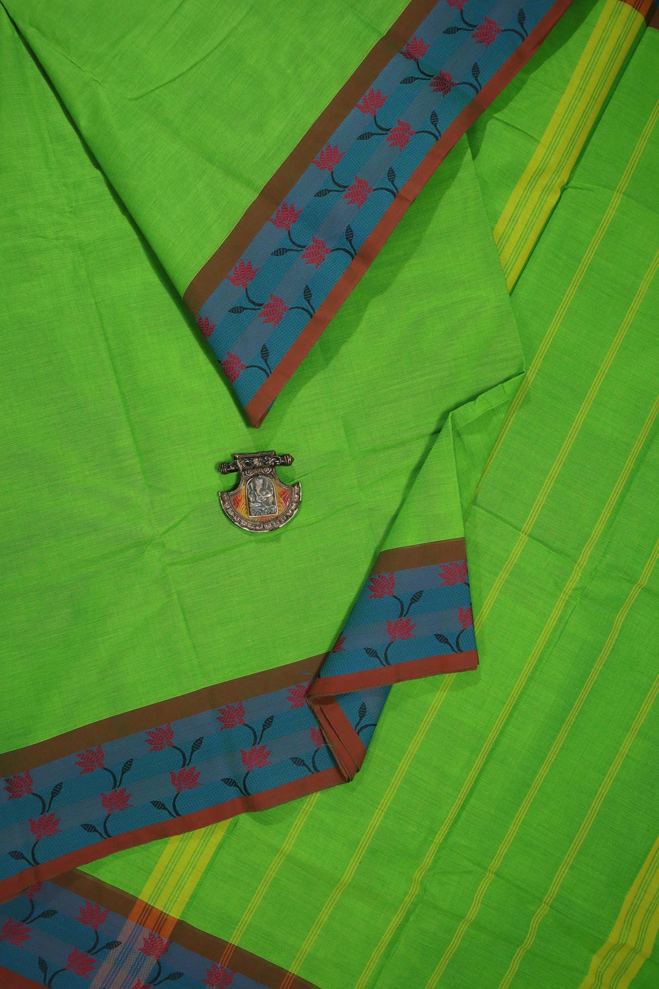 light-green-flower-spl-malarkodi-sarees-smk002631-a