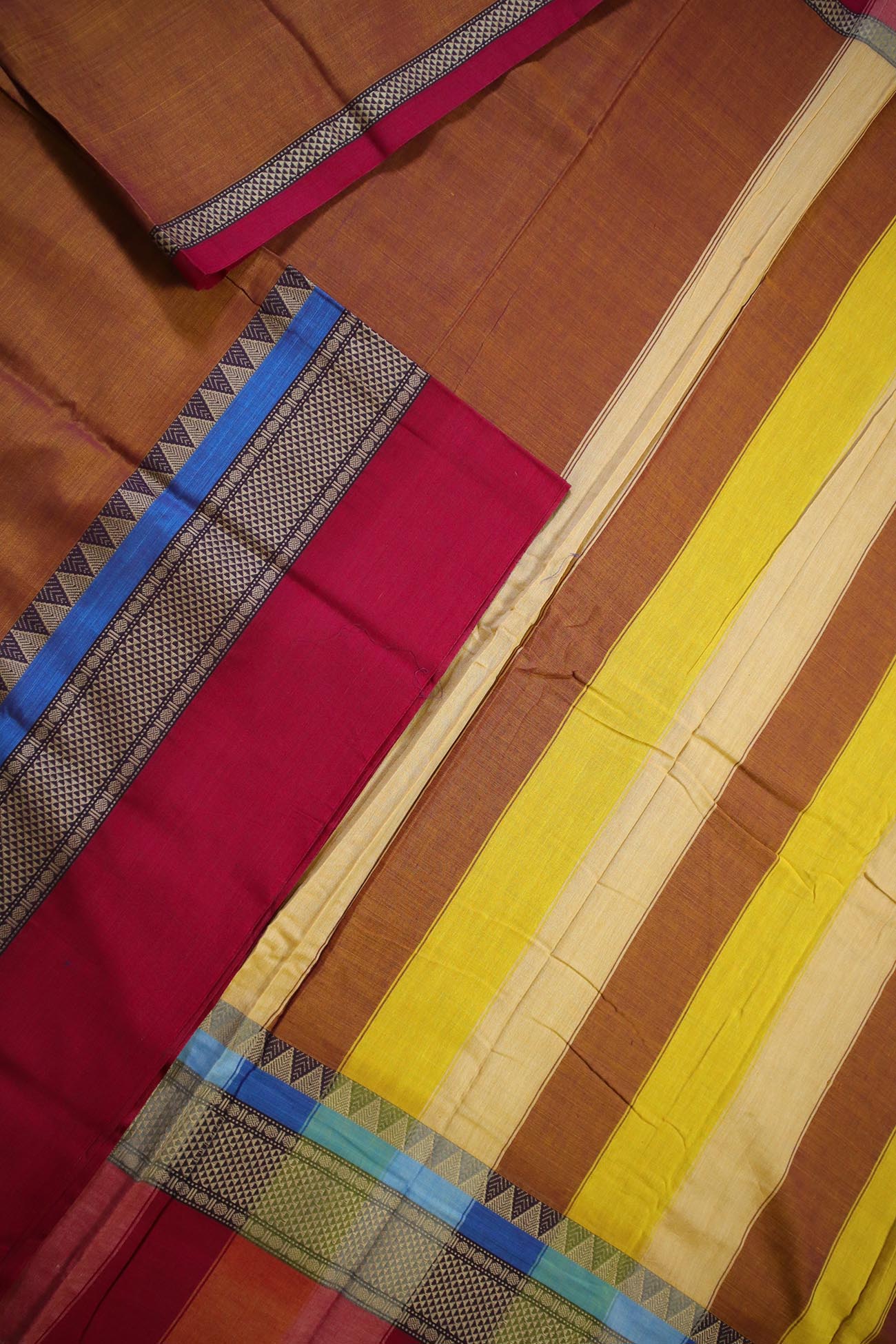 firebrick-temple-khun-sarees-llkal-sarees-spk000533-b