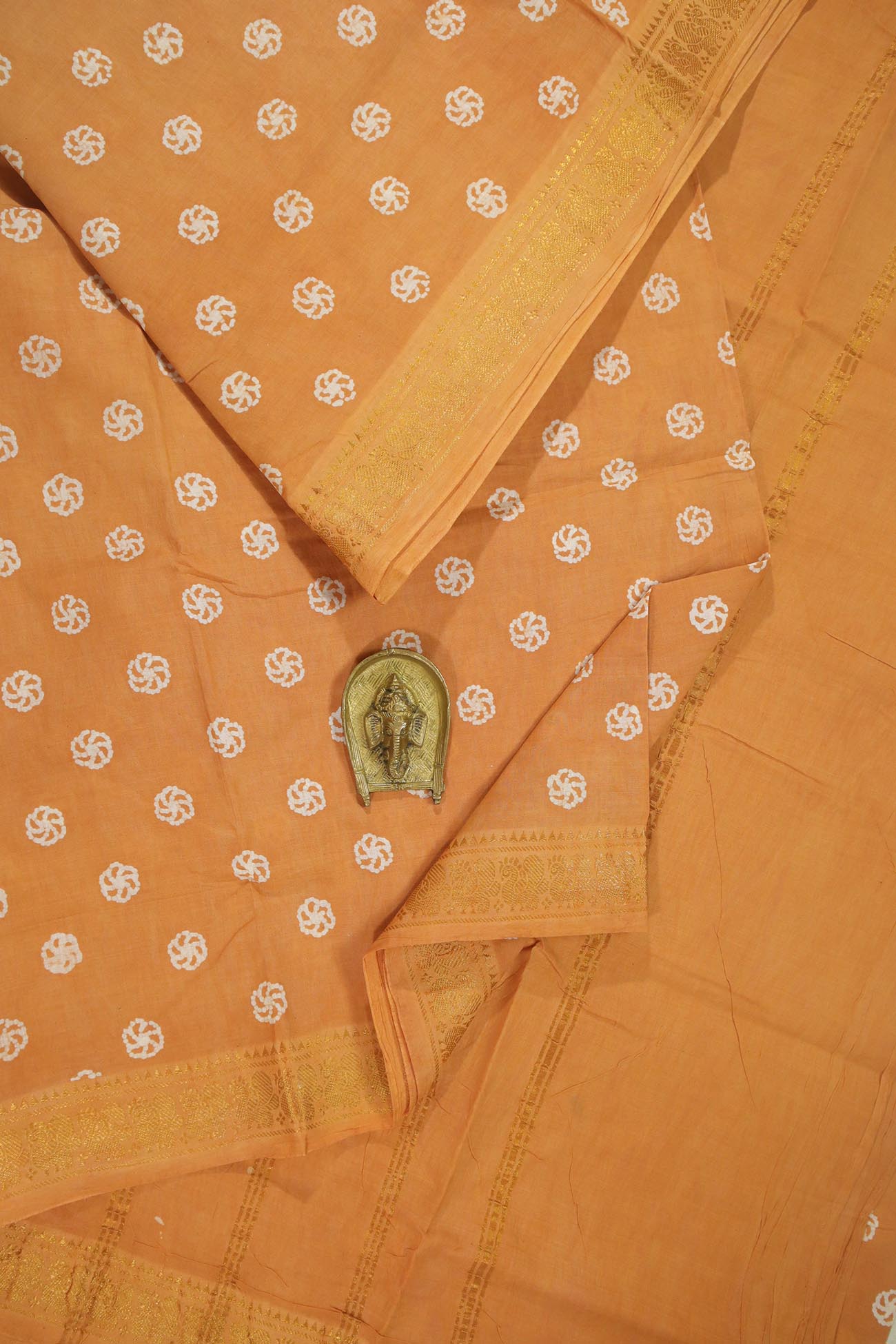 orange-peacock-madurai-sungudi-sarees-ss005580-a